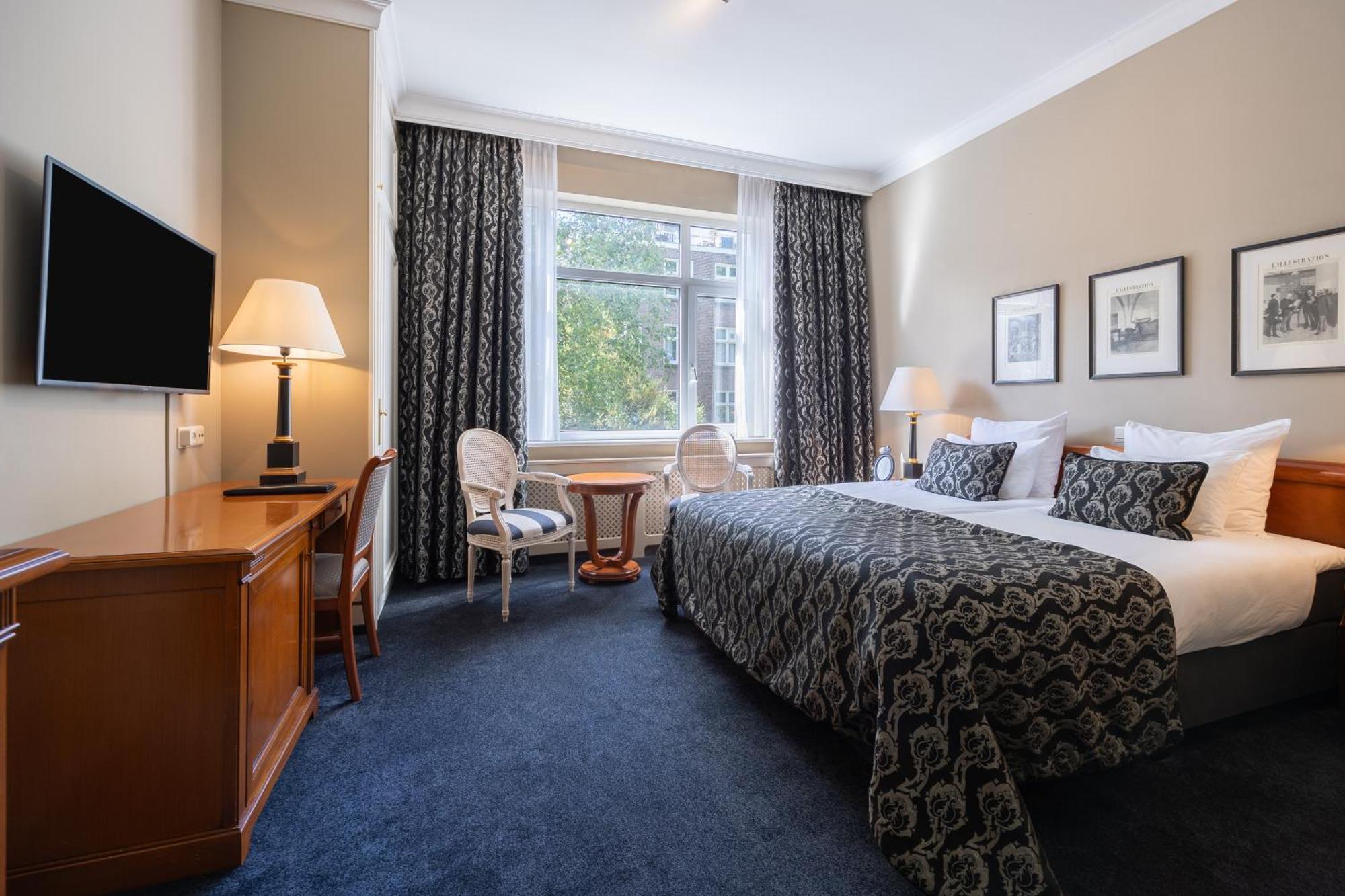 Deluxe Twin/Double Room