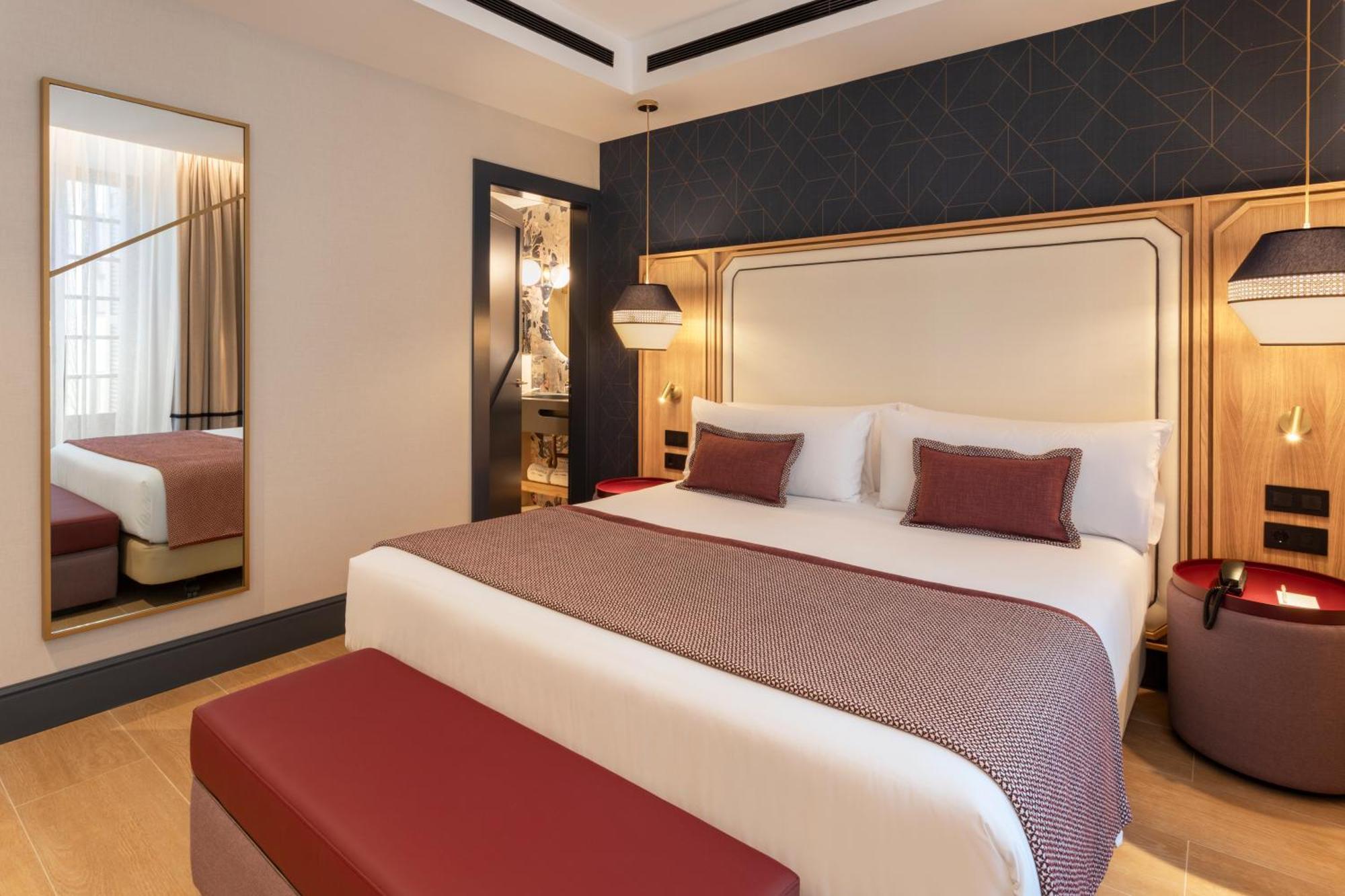 Superior Triple Room (2 Adults + 1 Child)
