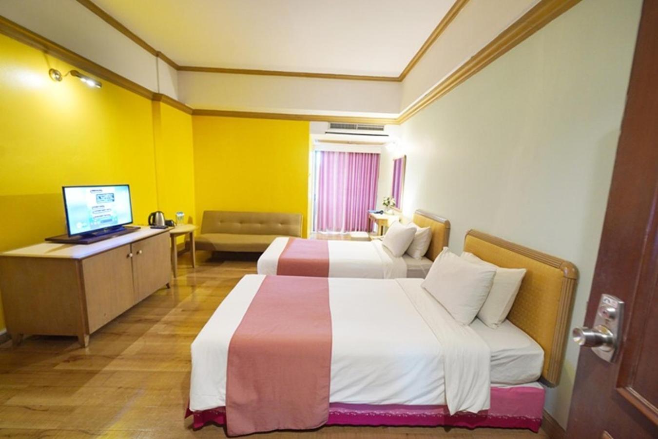 Superior Twin Room