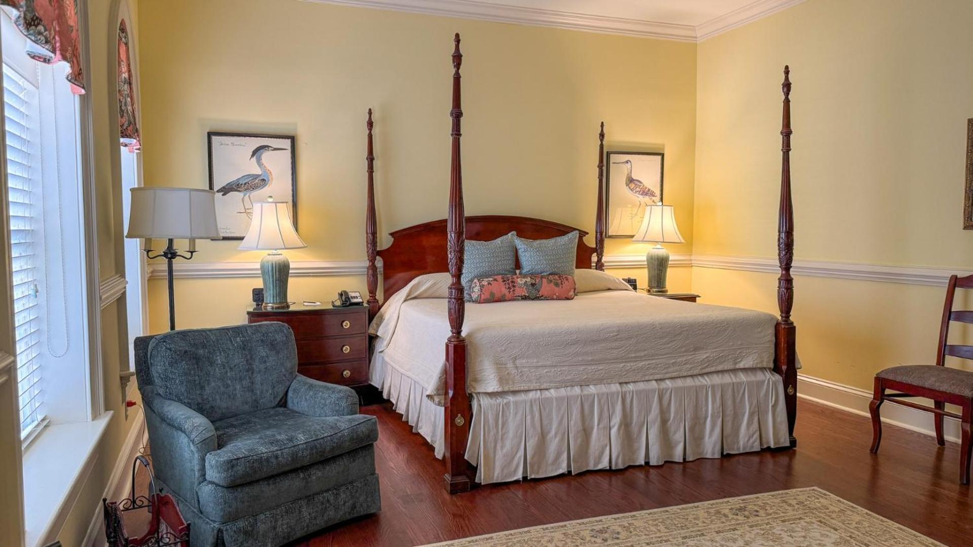Standard King Room