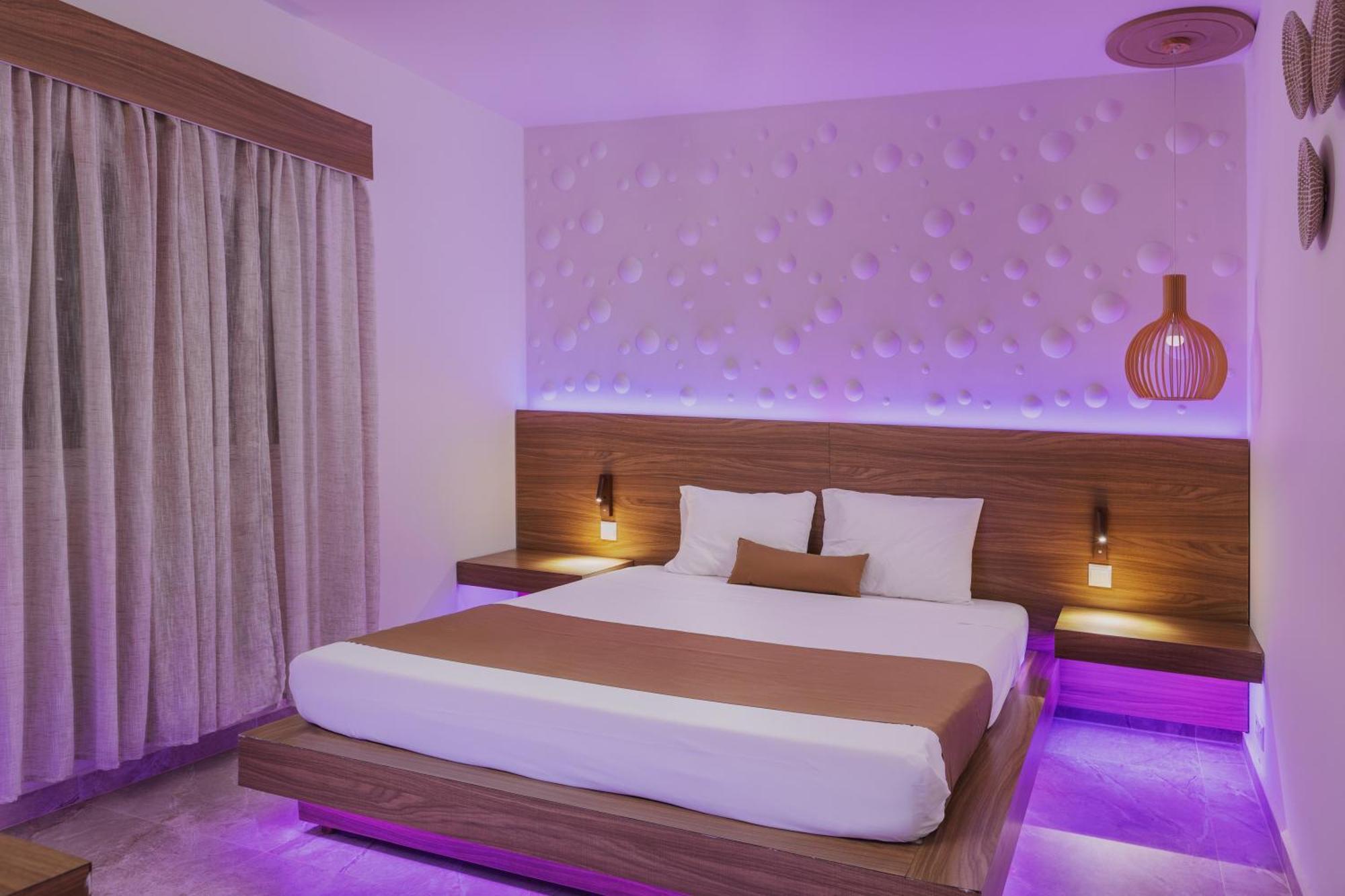 V1PP - VIP One Bedroom Suite Private Pool