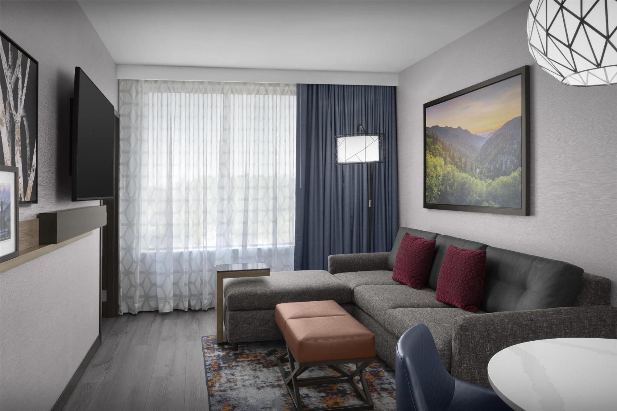Two-Room Queen Suite with Two Queen Beds