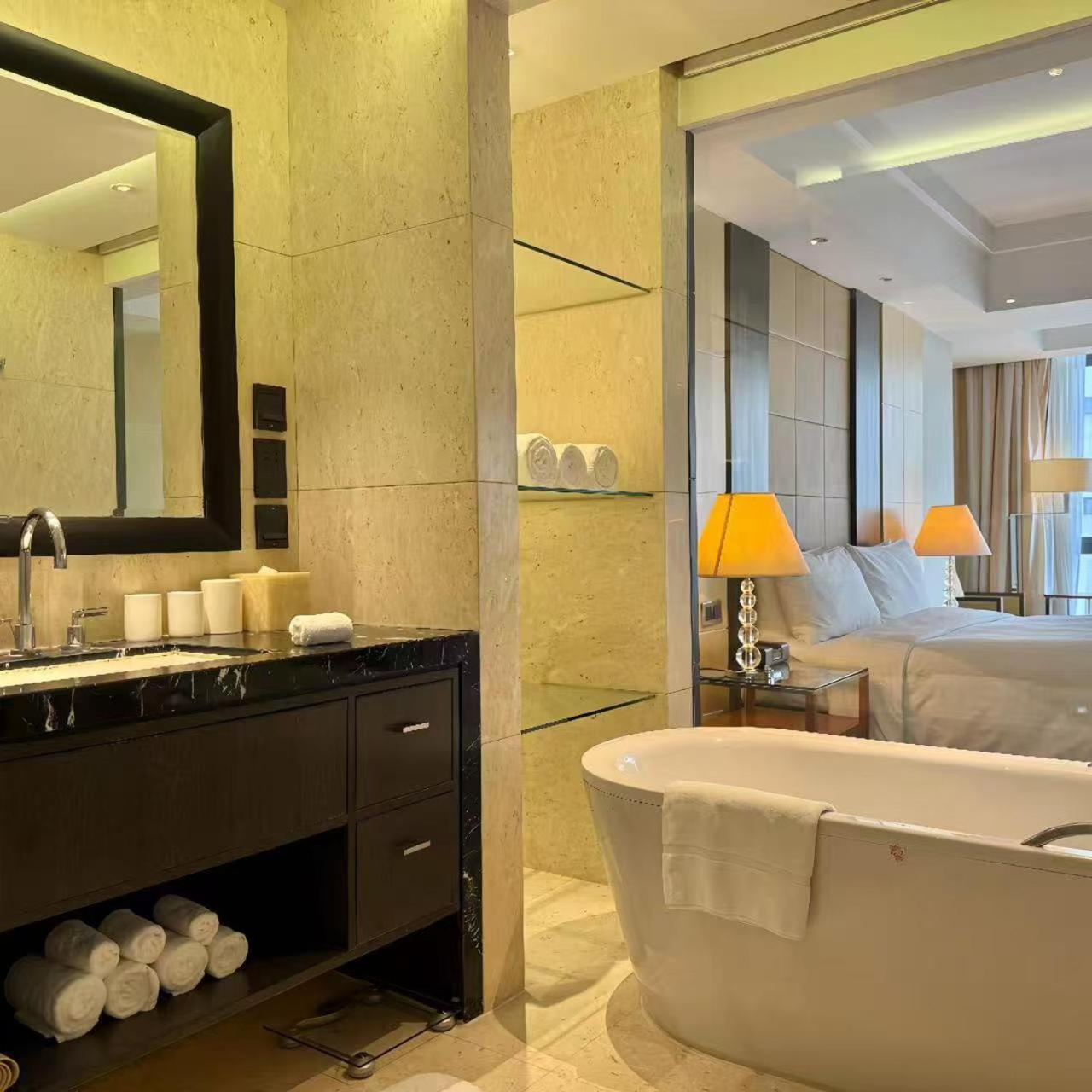 One-Bedroom Family Apartment