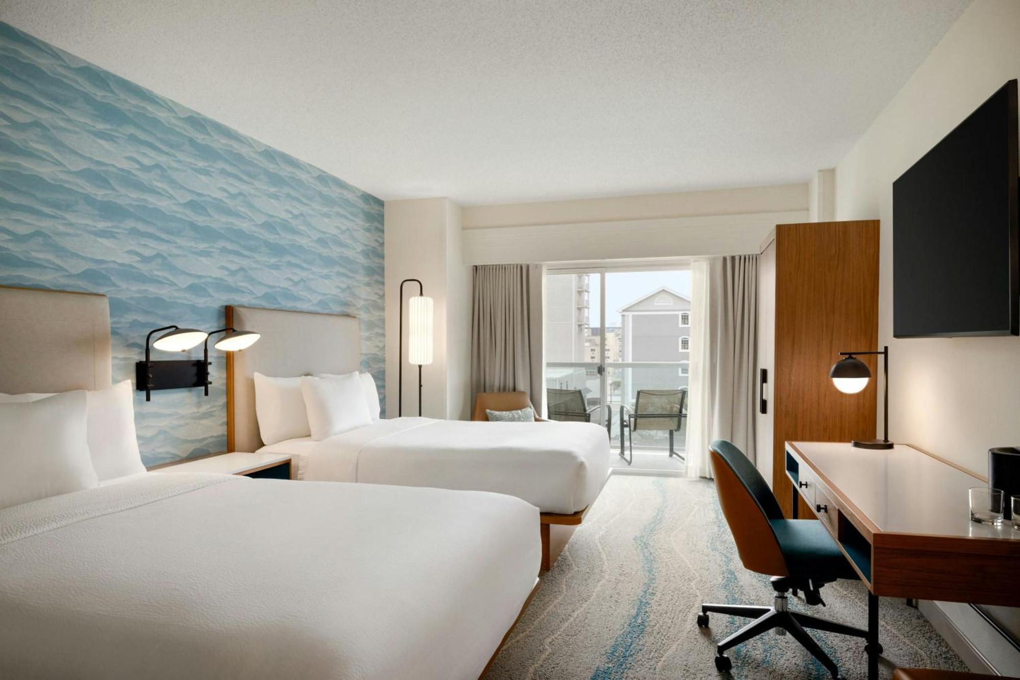 Queen Room with Two Queen Beds, City View and Balcony - Hearing Accessible