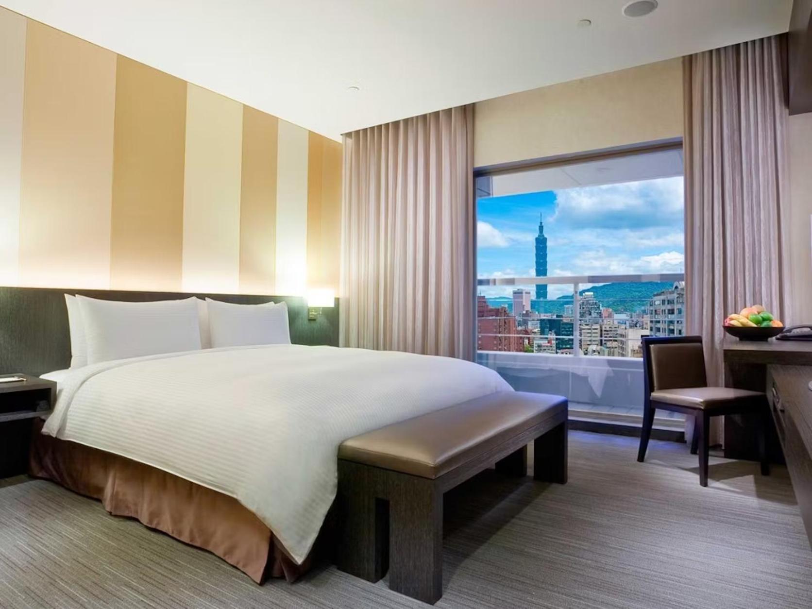 Park Suite with 101 View