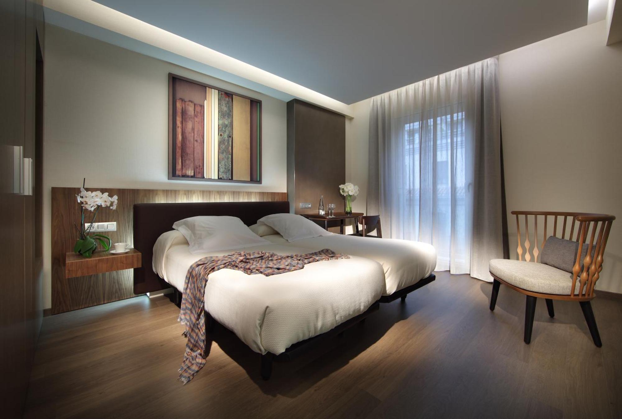 Triple Room (2 Adults + 1 Child)