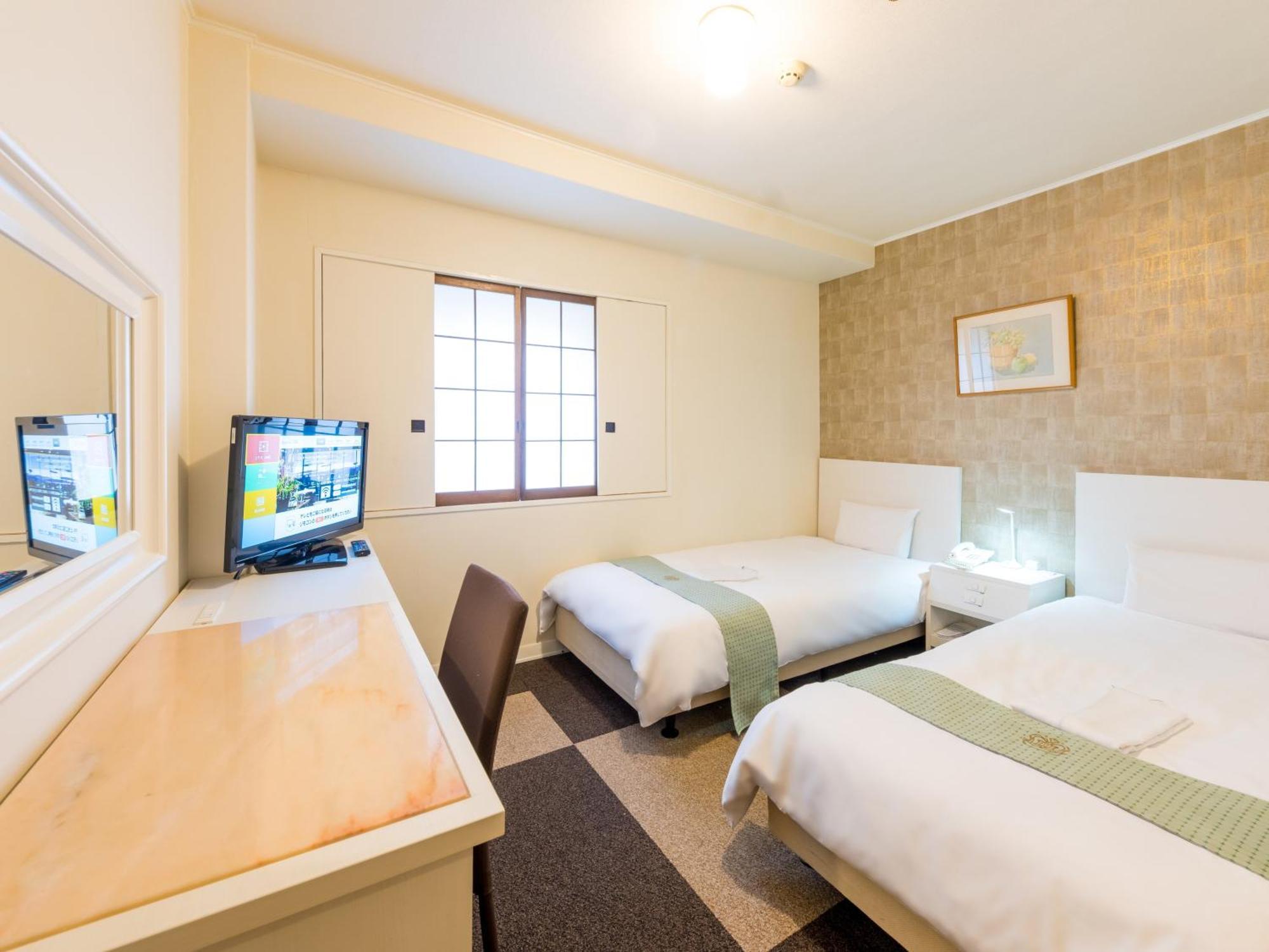 Twin Room - Non-Smoking