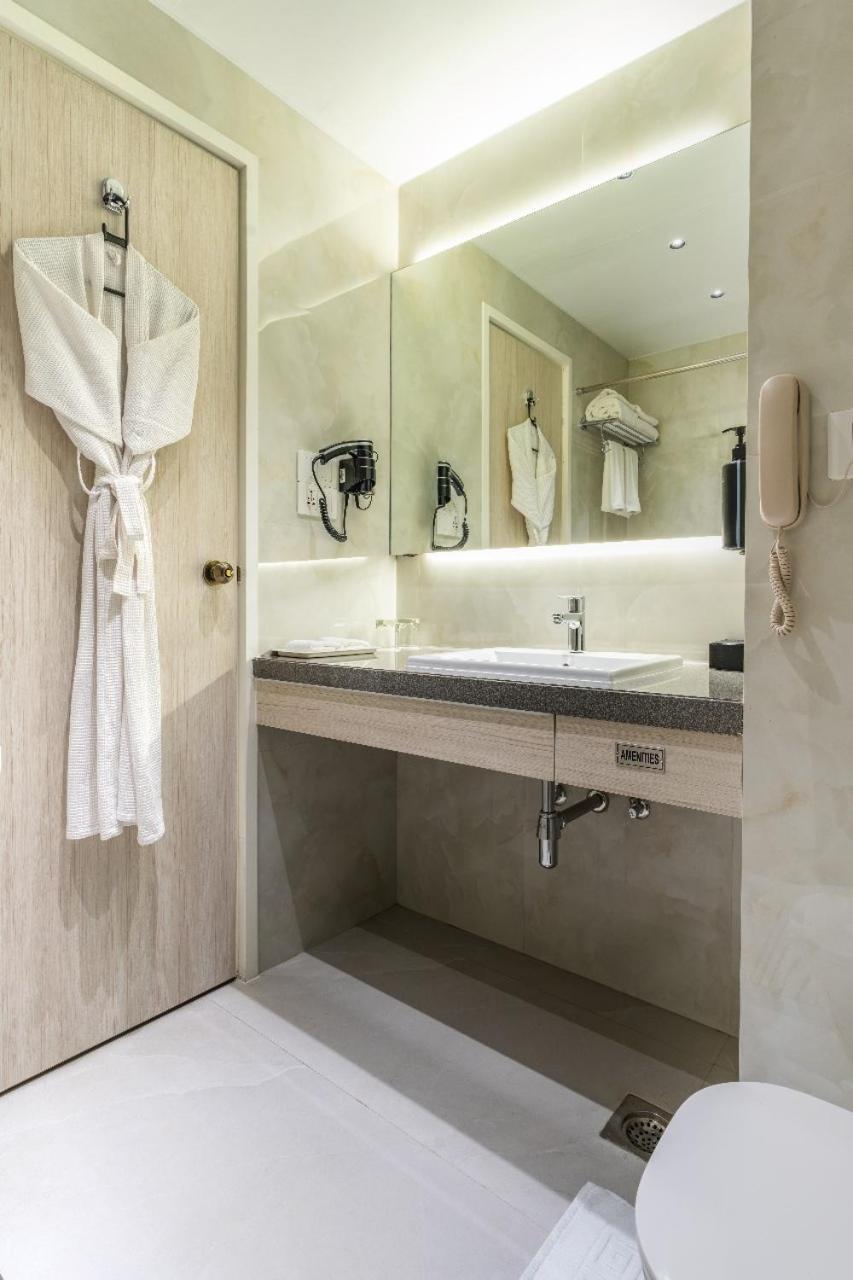 Premium Room Twin Bed