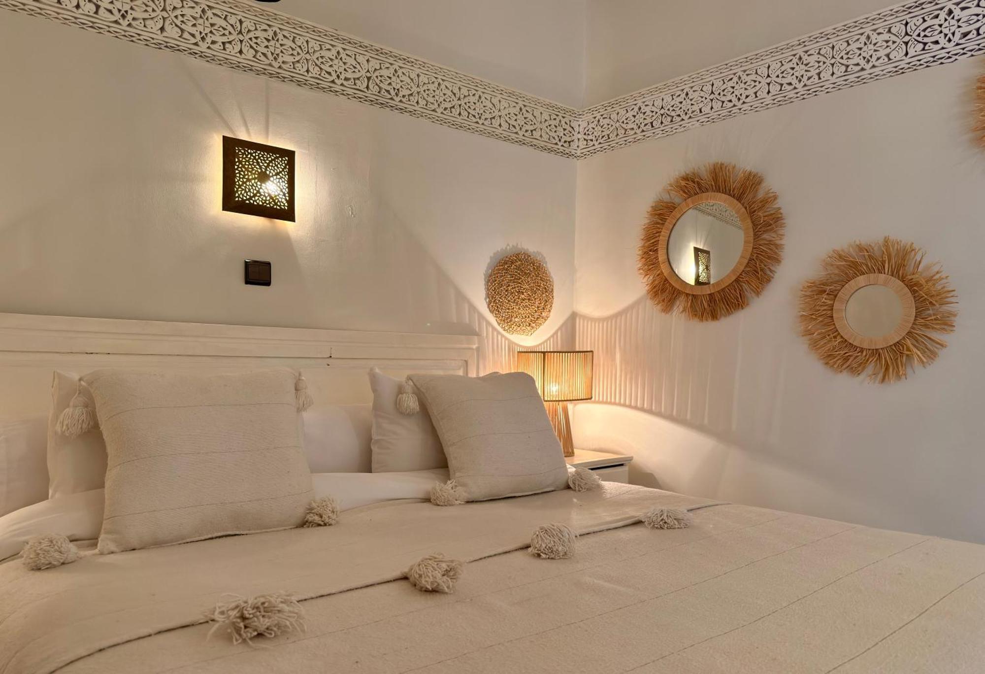 Deluxe King Suite
