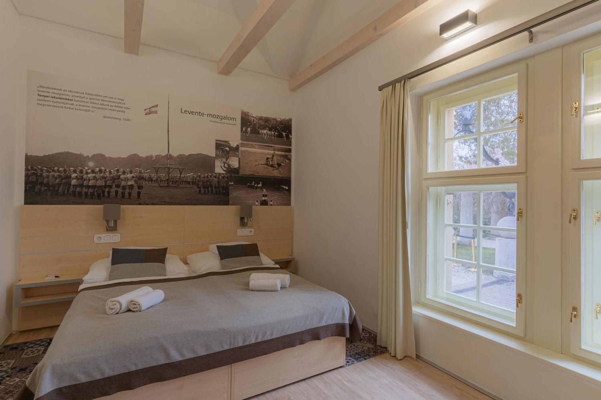 Standard Double or Twin Room with Garden View
