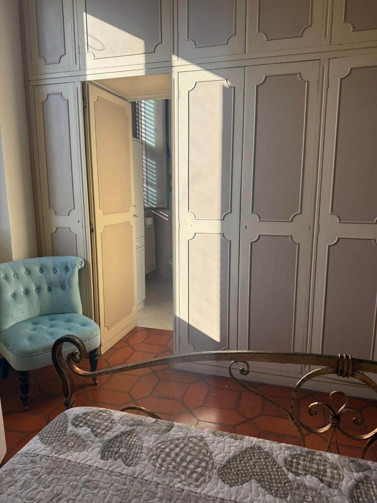 King Room,1698786896:JPEG