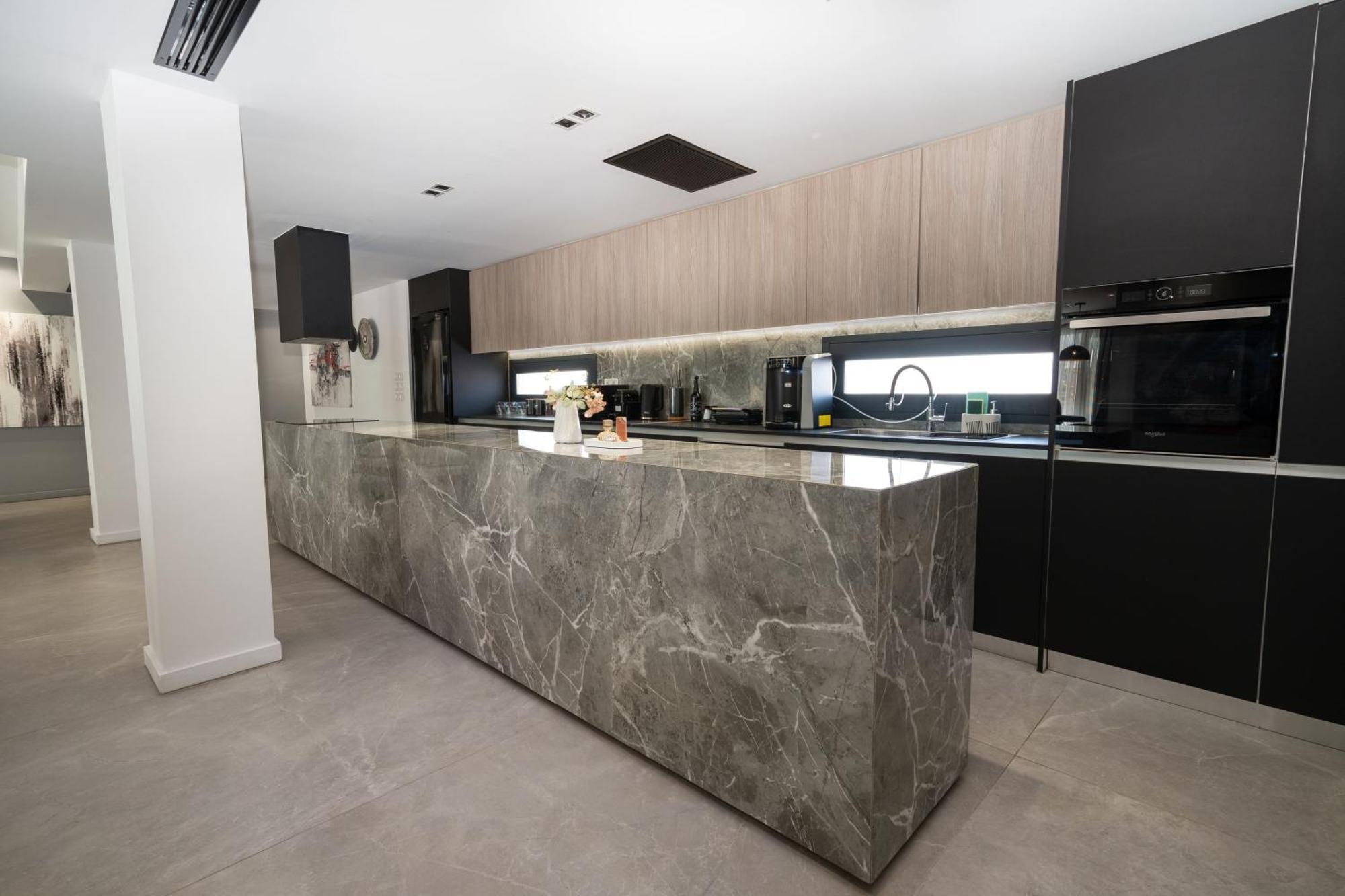Three-Bedroom Premium Apartment with Balcony