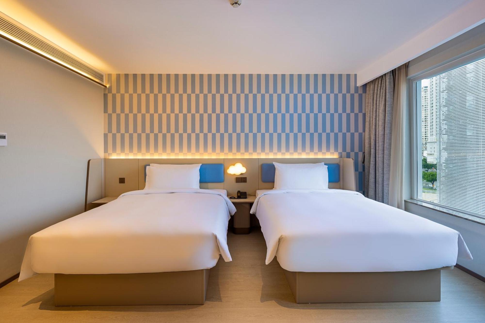 Economy Twin Room