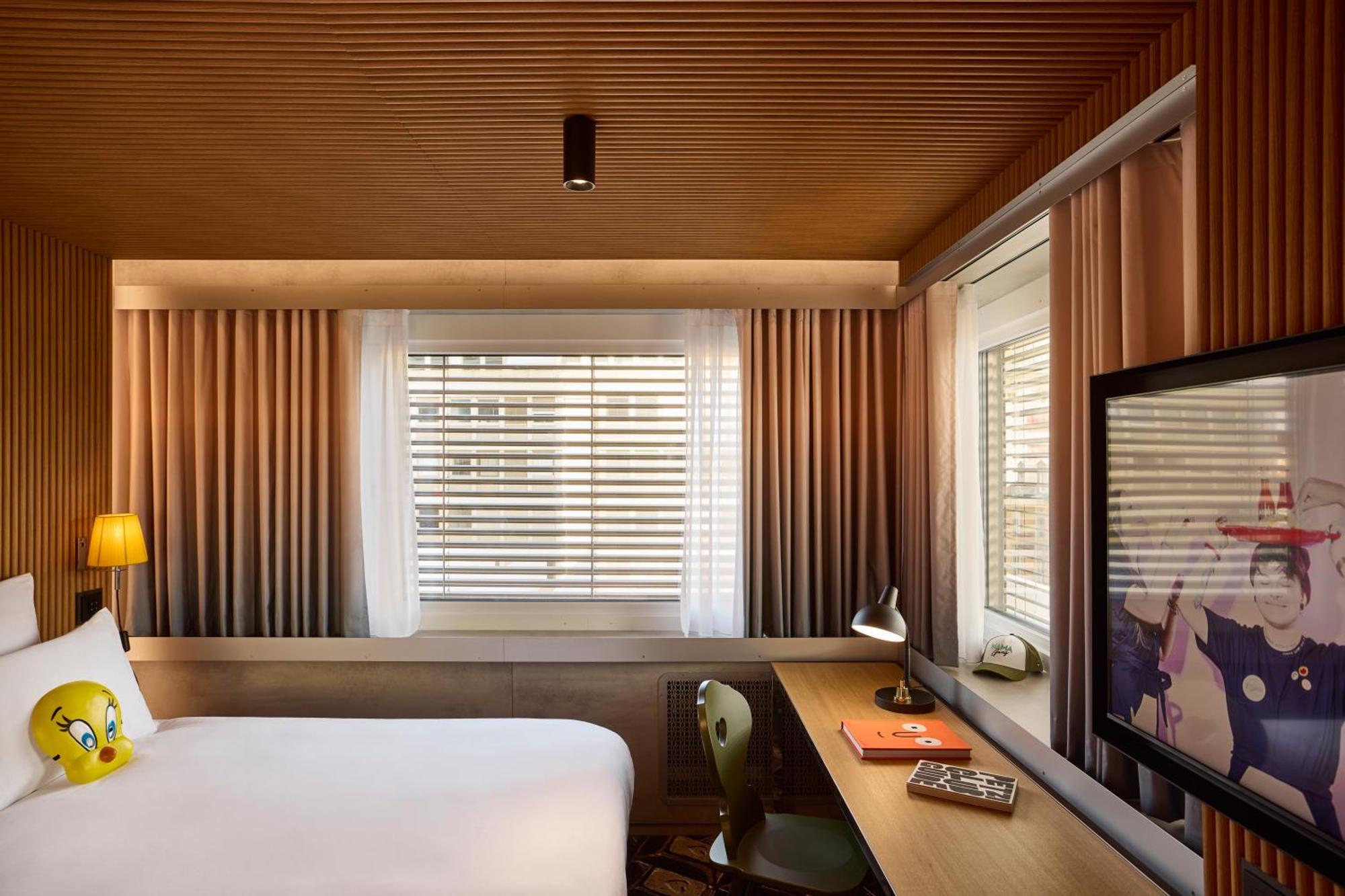 Large Mama Double Room