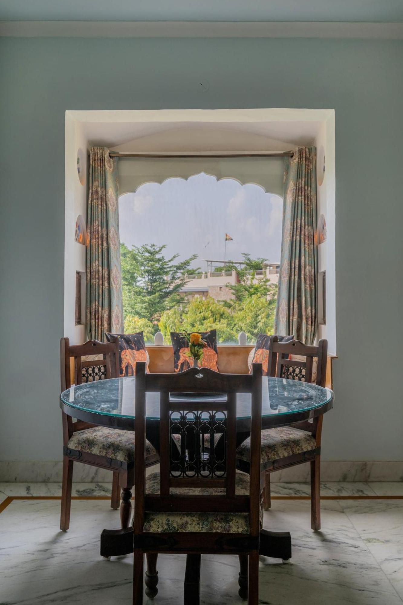 Royal Suite Room,1706849092:JPEG