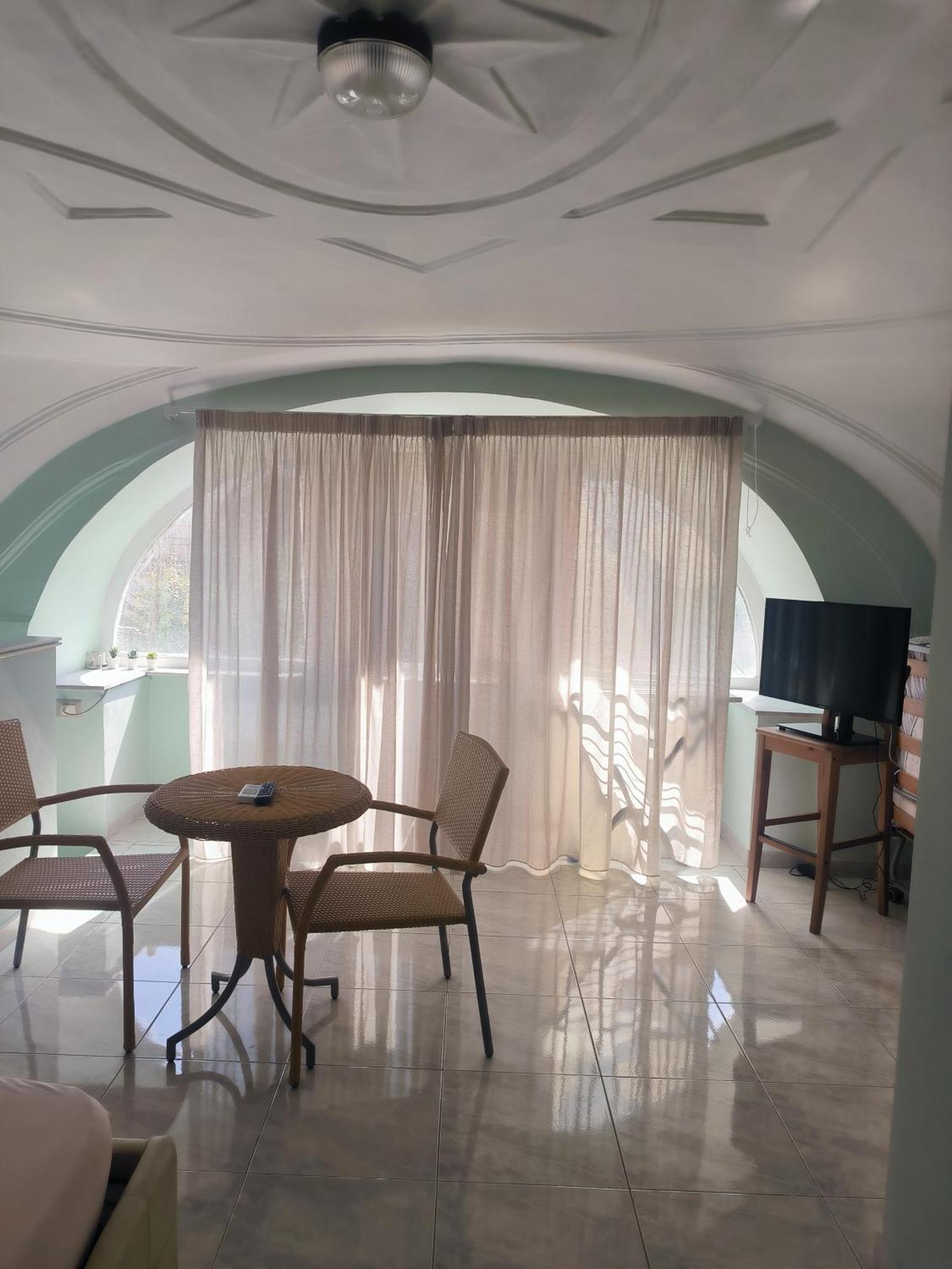 King Room with Garden View