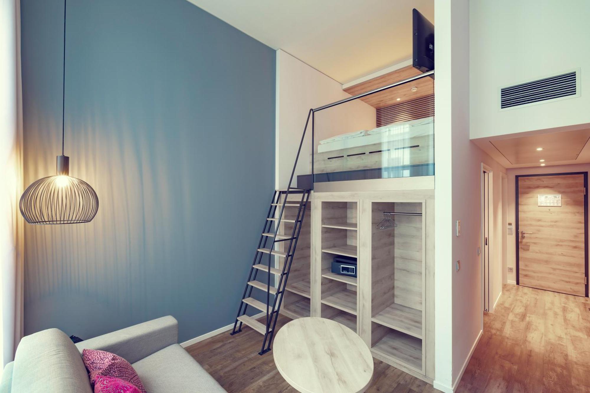 roomz Maisonette