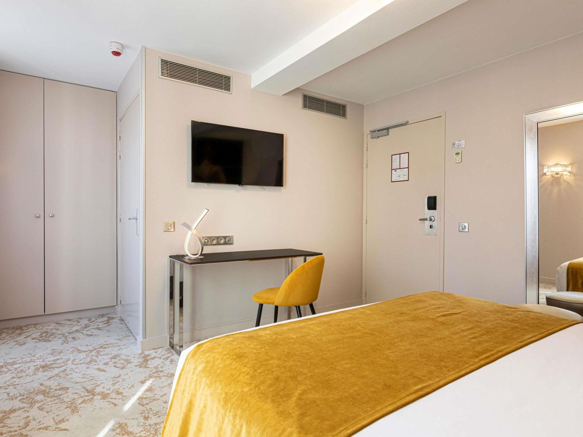 Accessible Classic Room One Double Bed