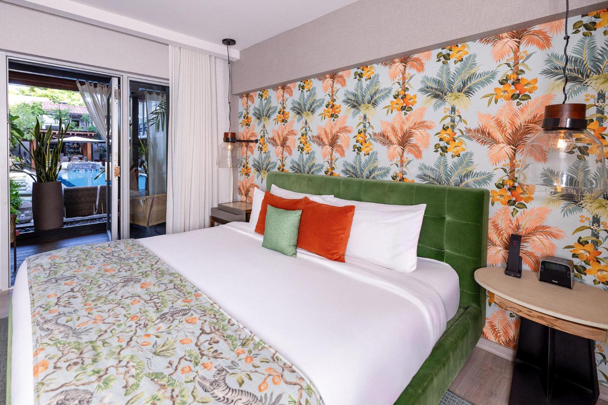 King Room Pool View