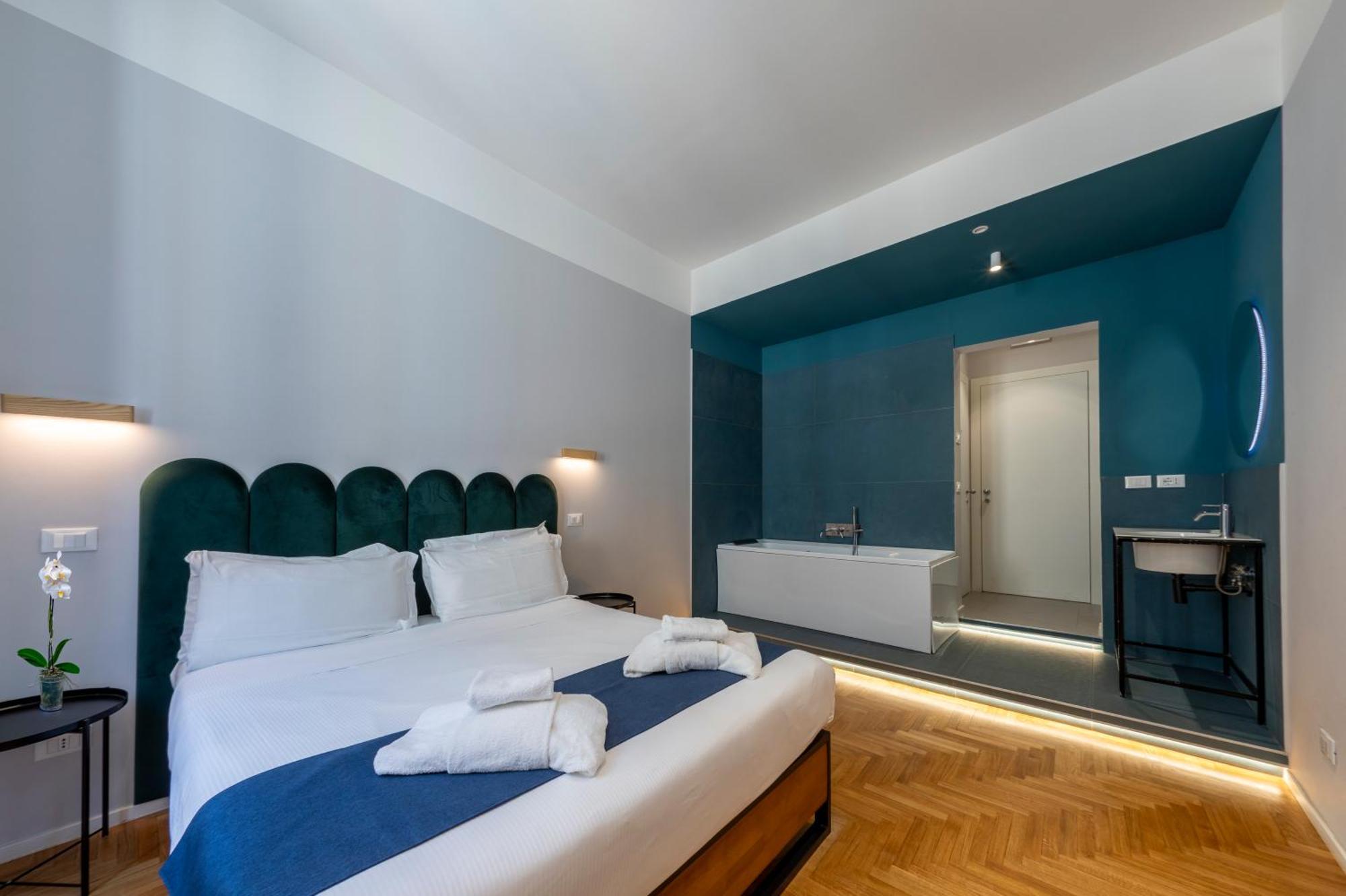 Double Room with Spa Bath