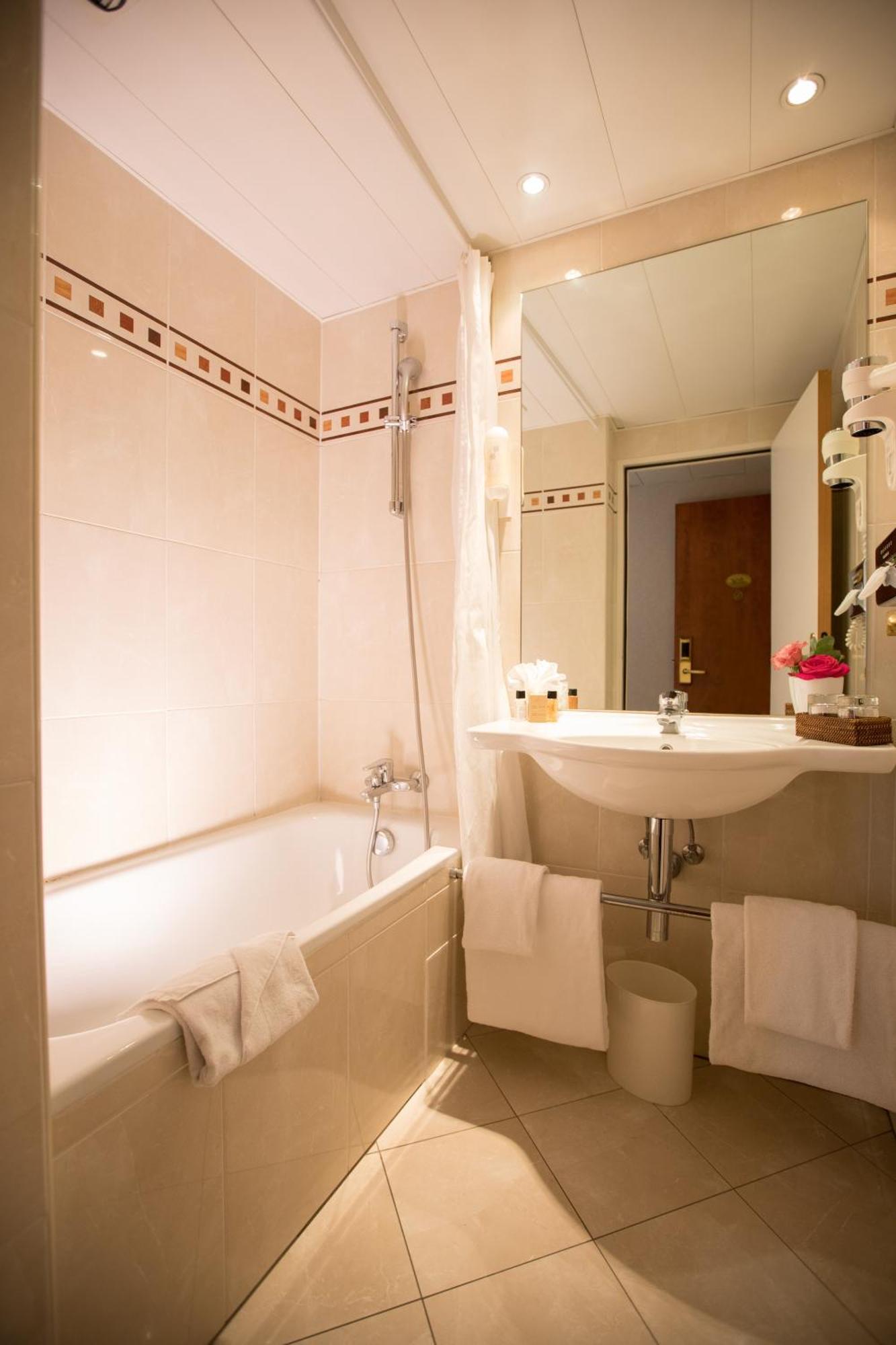 Premium Twin Room