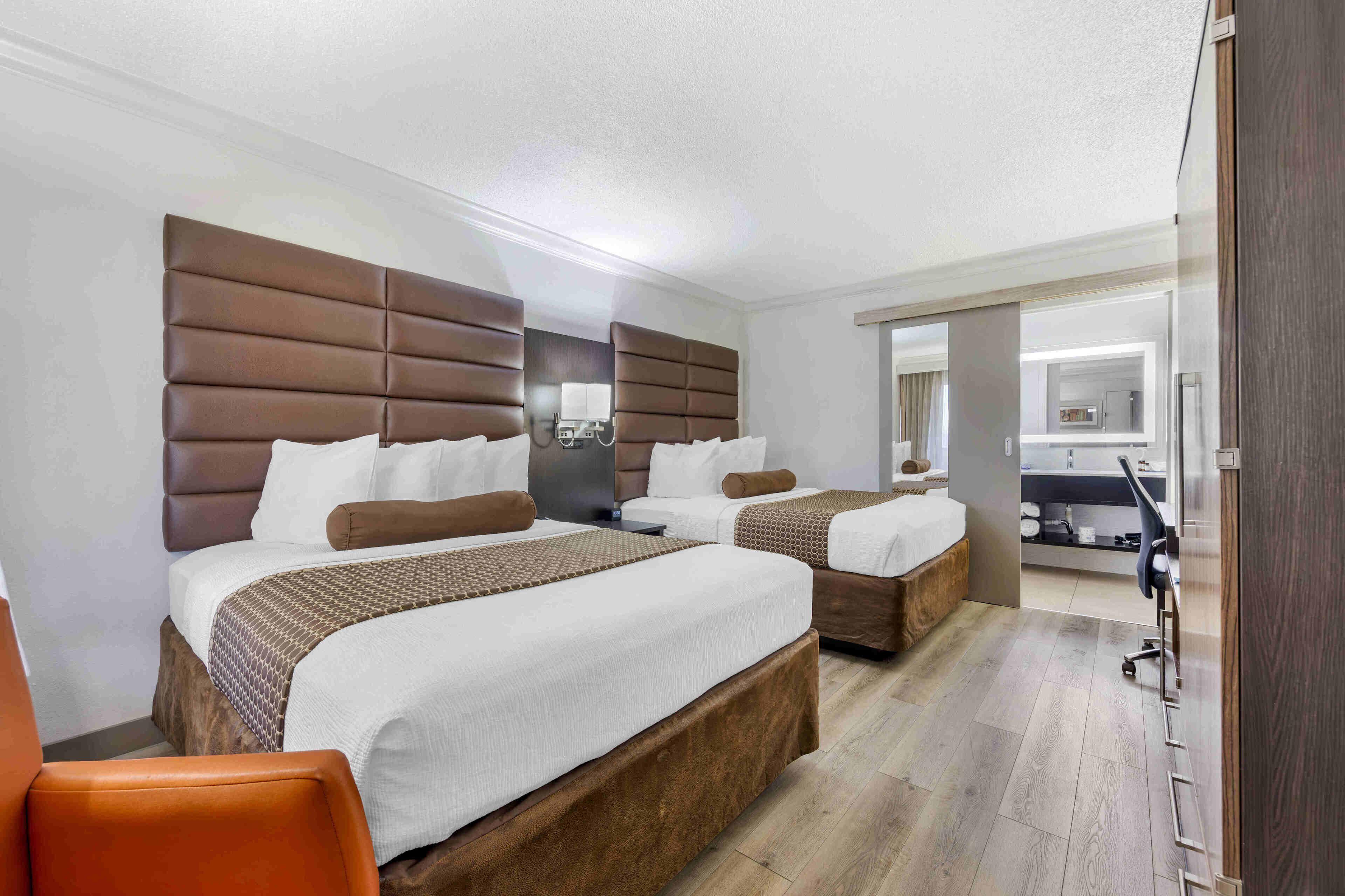 Queen Room Two Queen Beds
