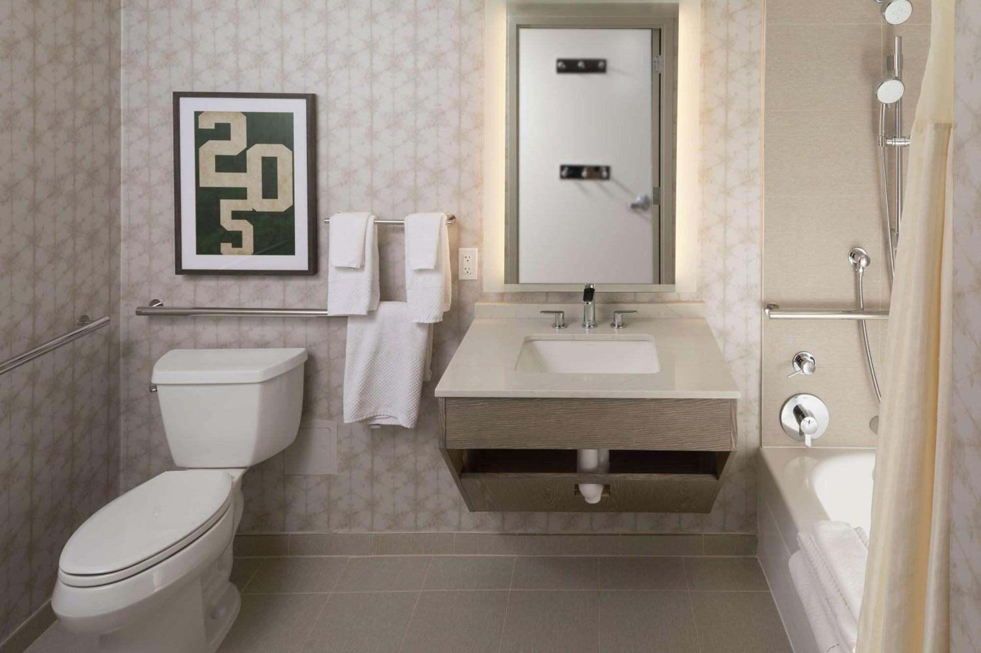King Room Mobility Accessible