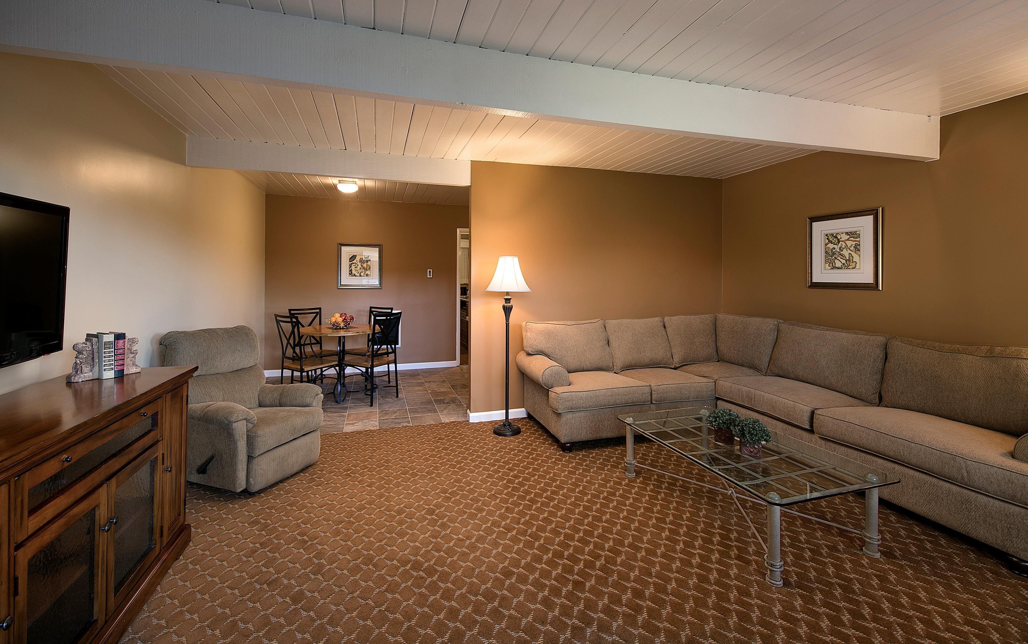 Two-Bedroom Apartment Non-Smoking