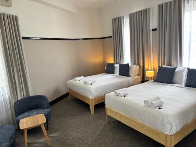 2 Queen Beds Ensuite Bathroom,1706846027:JPEG