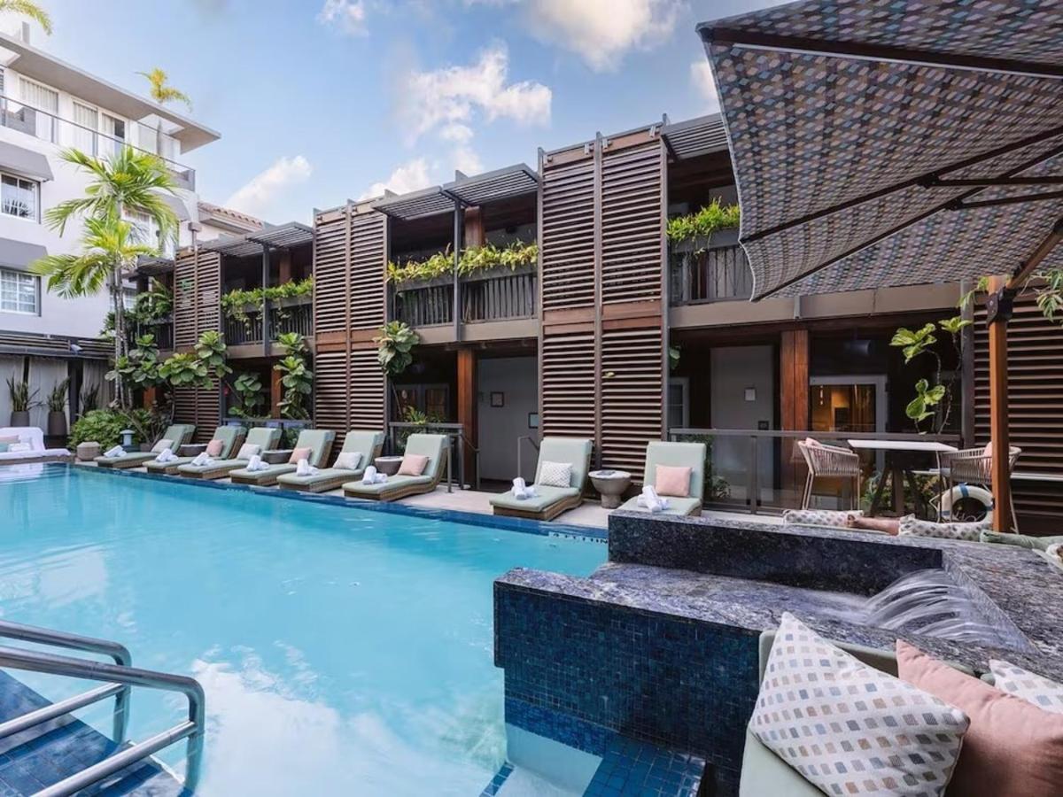 Double or Twin Room Pool View