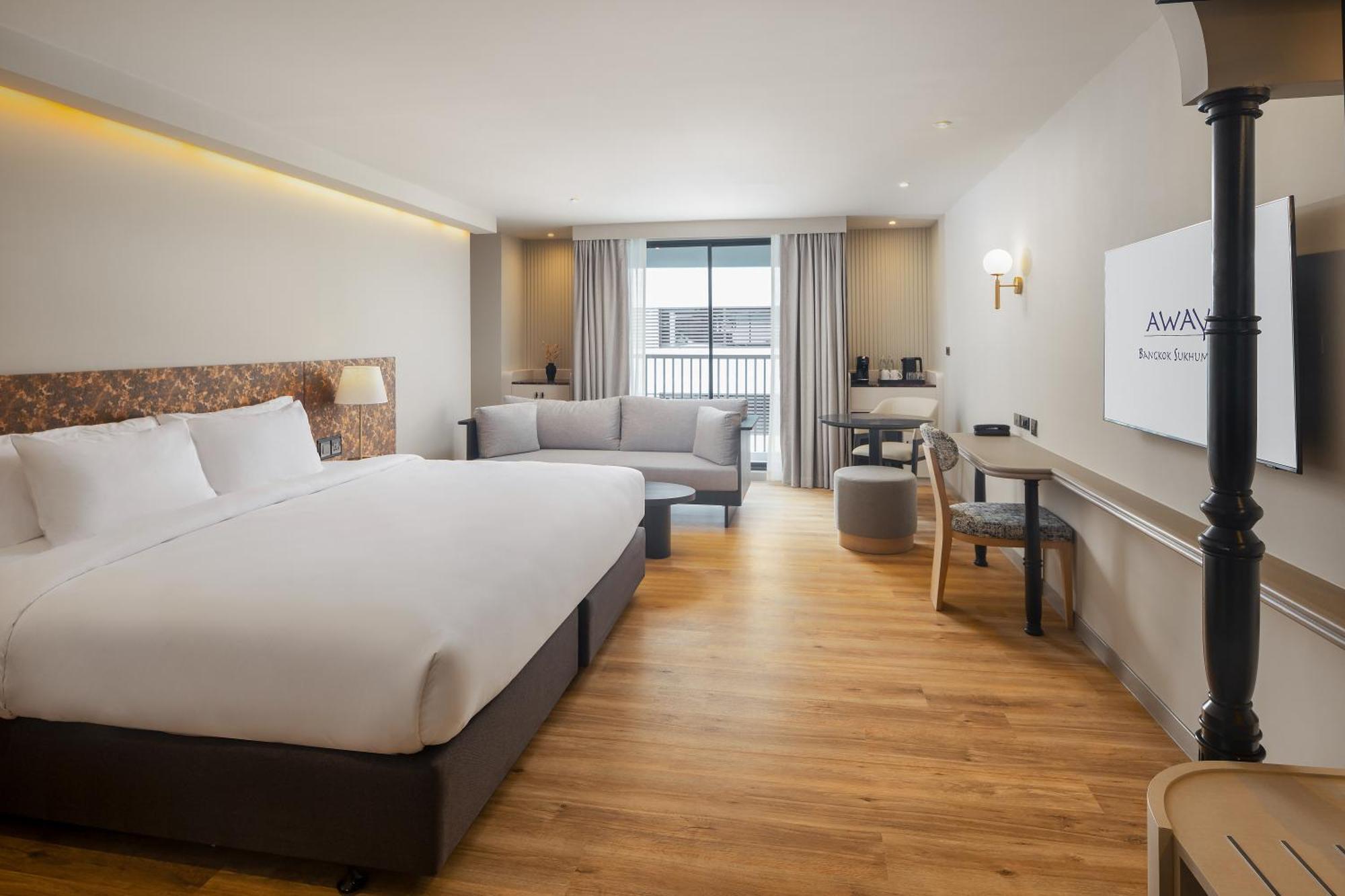 Suite with Balcony