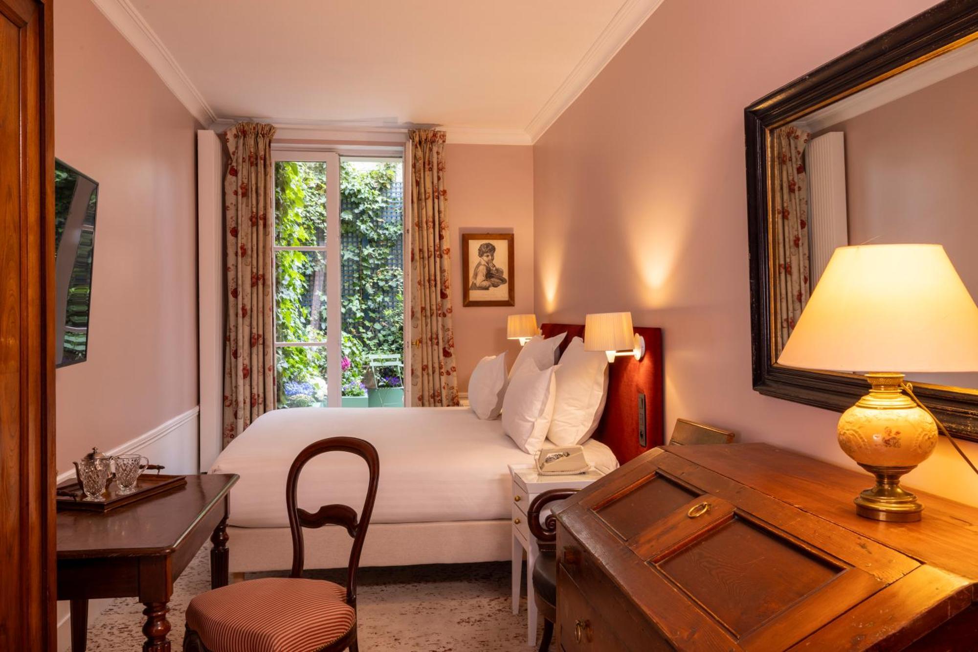 Superior Room Terrace