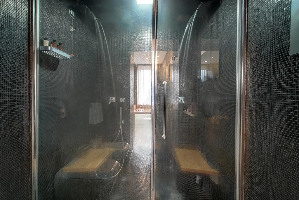 Junior Suite with City View