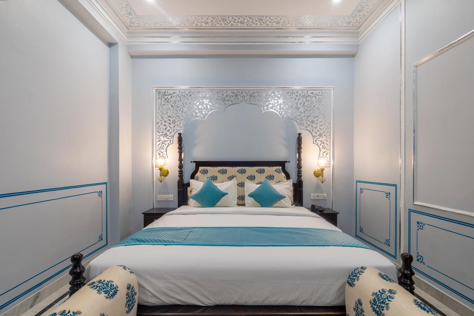 Superior Queen Room