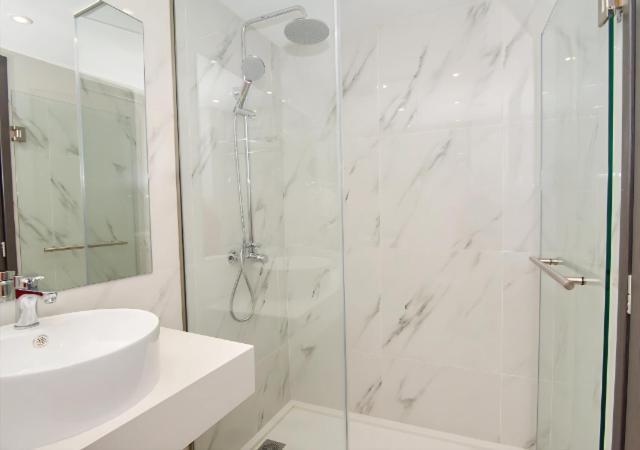 Standard Double or Twin Room,1714125312:JPEG