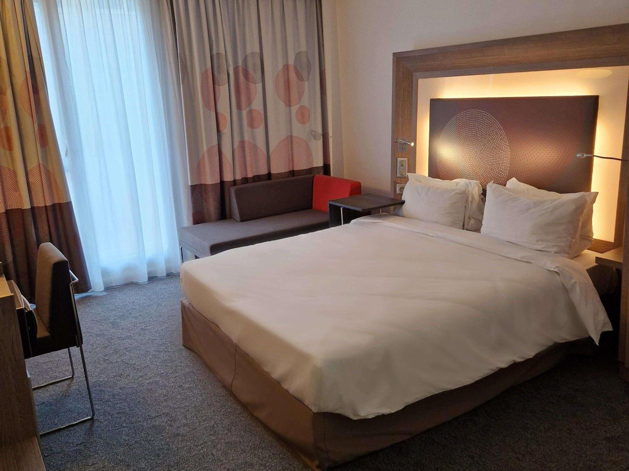 Standard Double Room - Non-Smoking