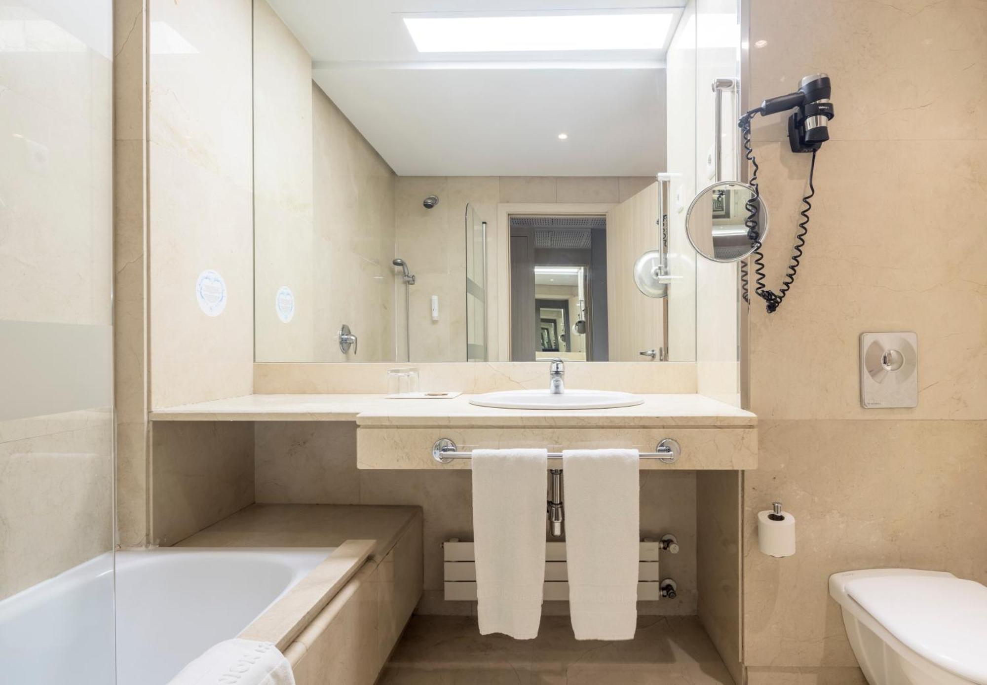 Double or Twin Room with Extra Bed (2 Adults + 1 Child)