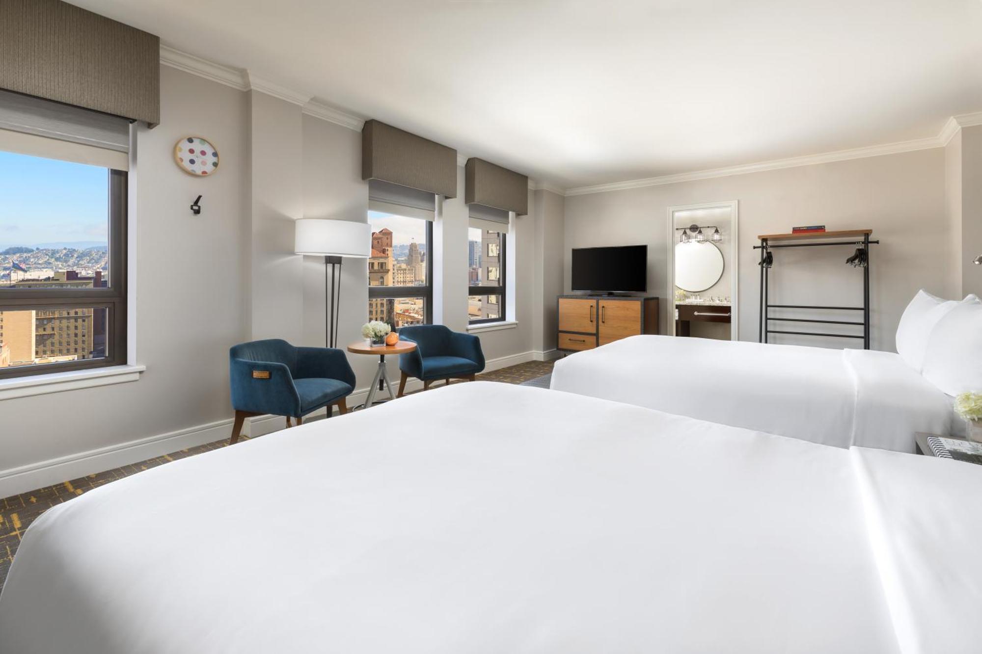 Skyline View Two Queen Beds