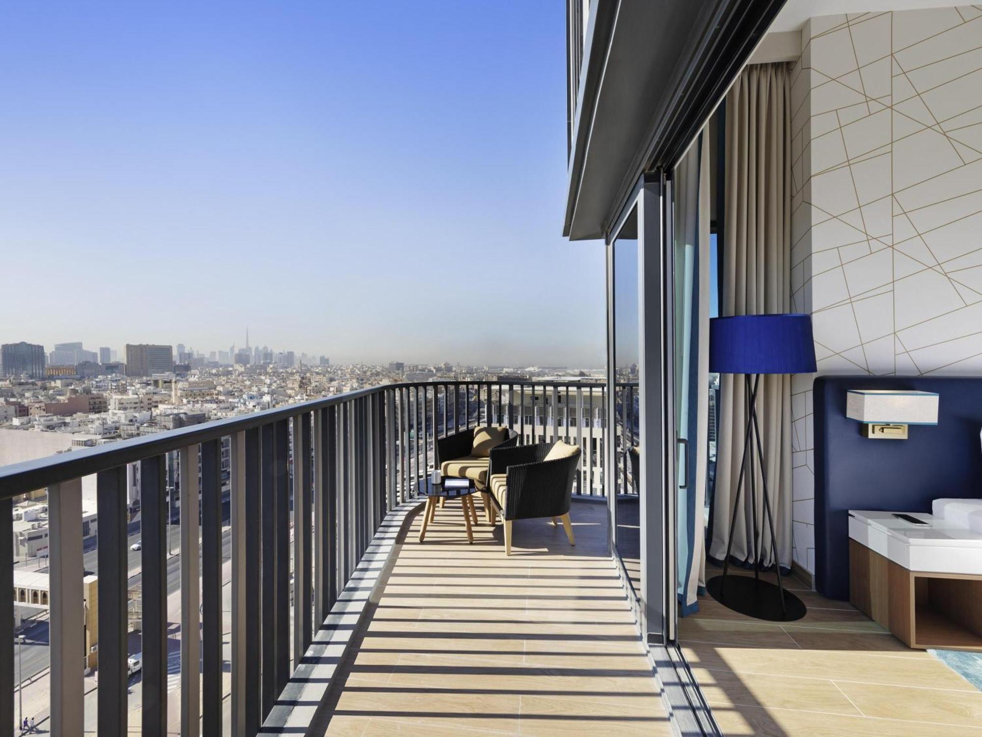One-Bedroom City View Food & Beverage