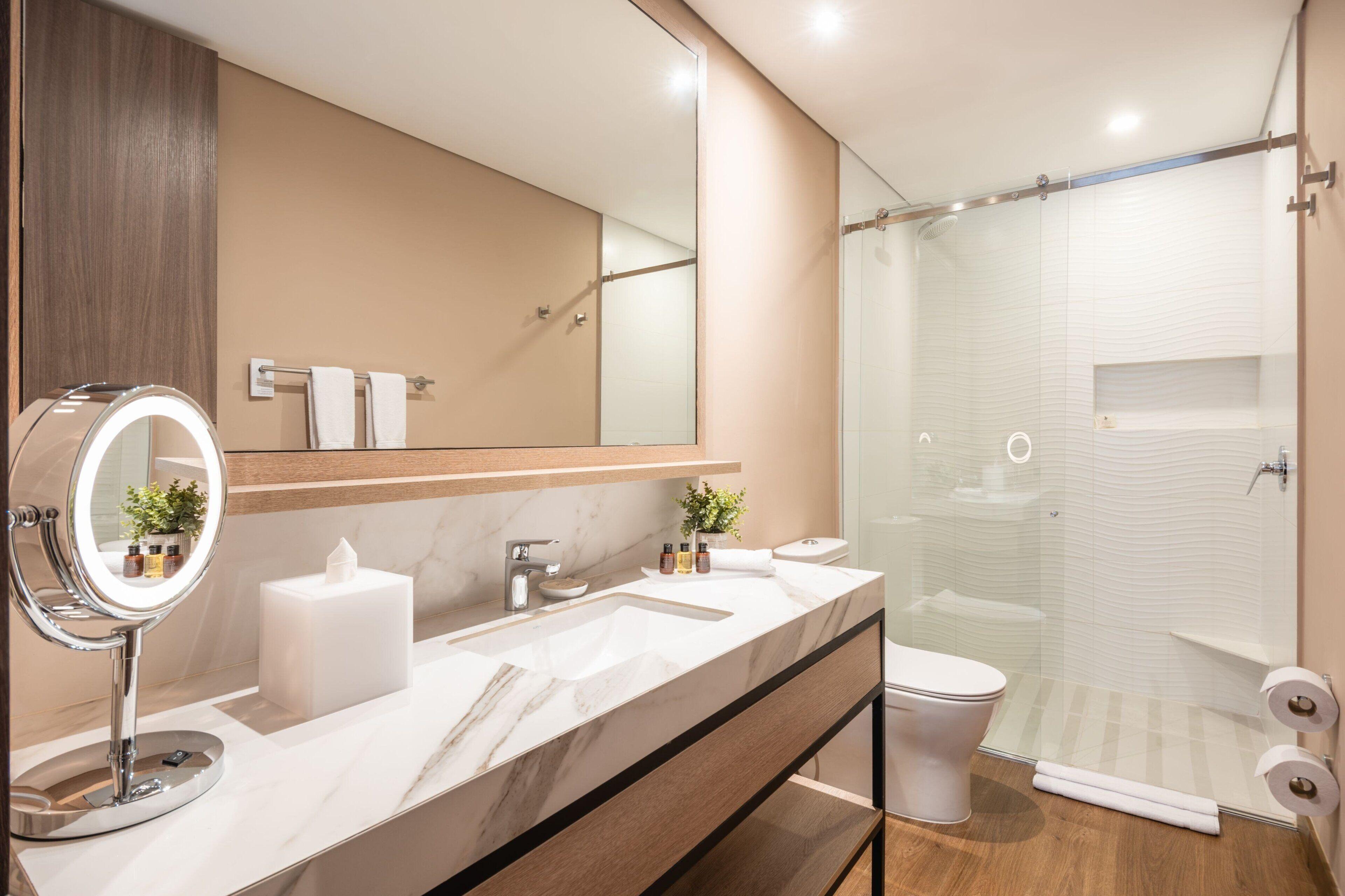 Studio suite with 2 Queen, Sofa bed, City view