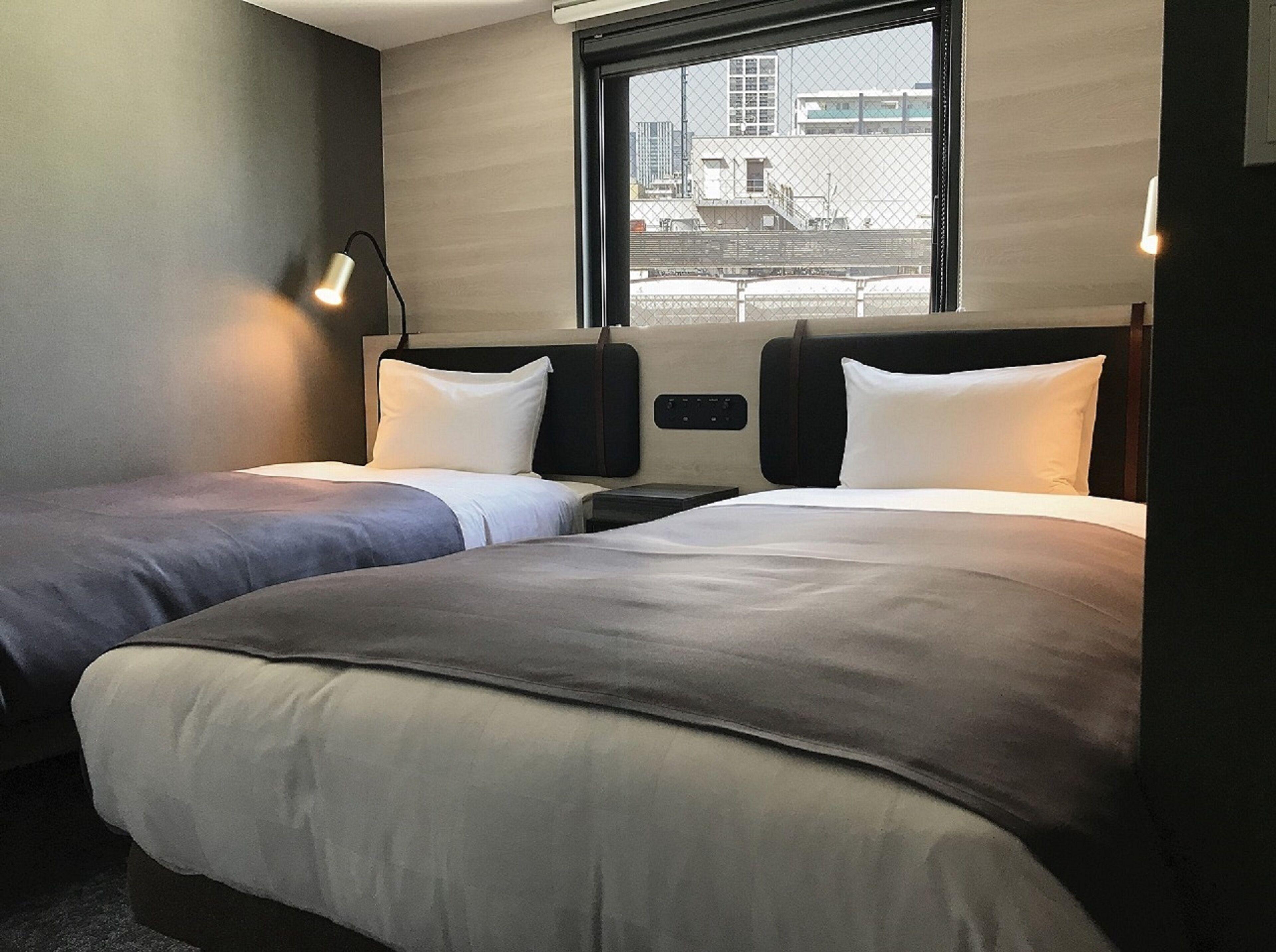 Twin Room with City View,1756774826:JPEG