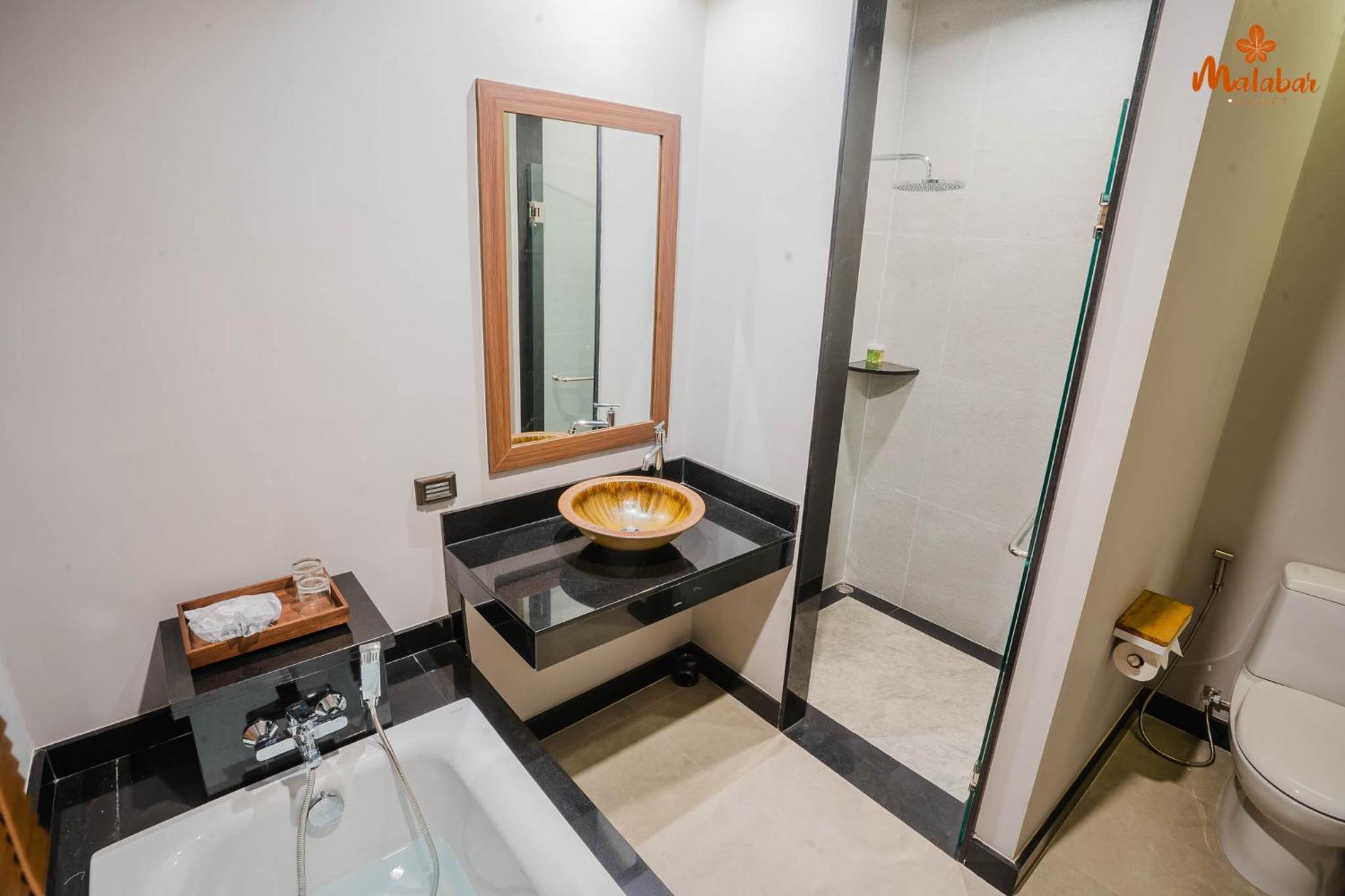 Deluxe Twin Beds With Private Pool