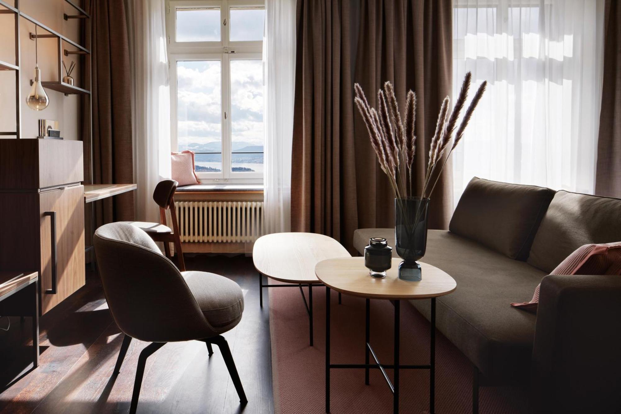 Deluxe Twin Room with Lake View