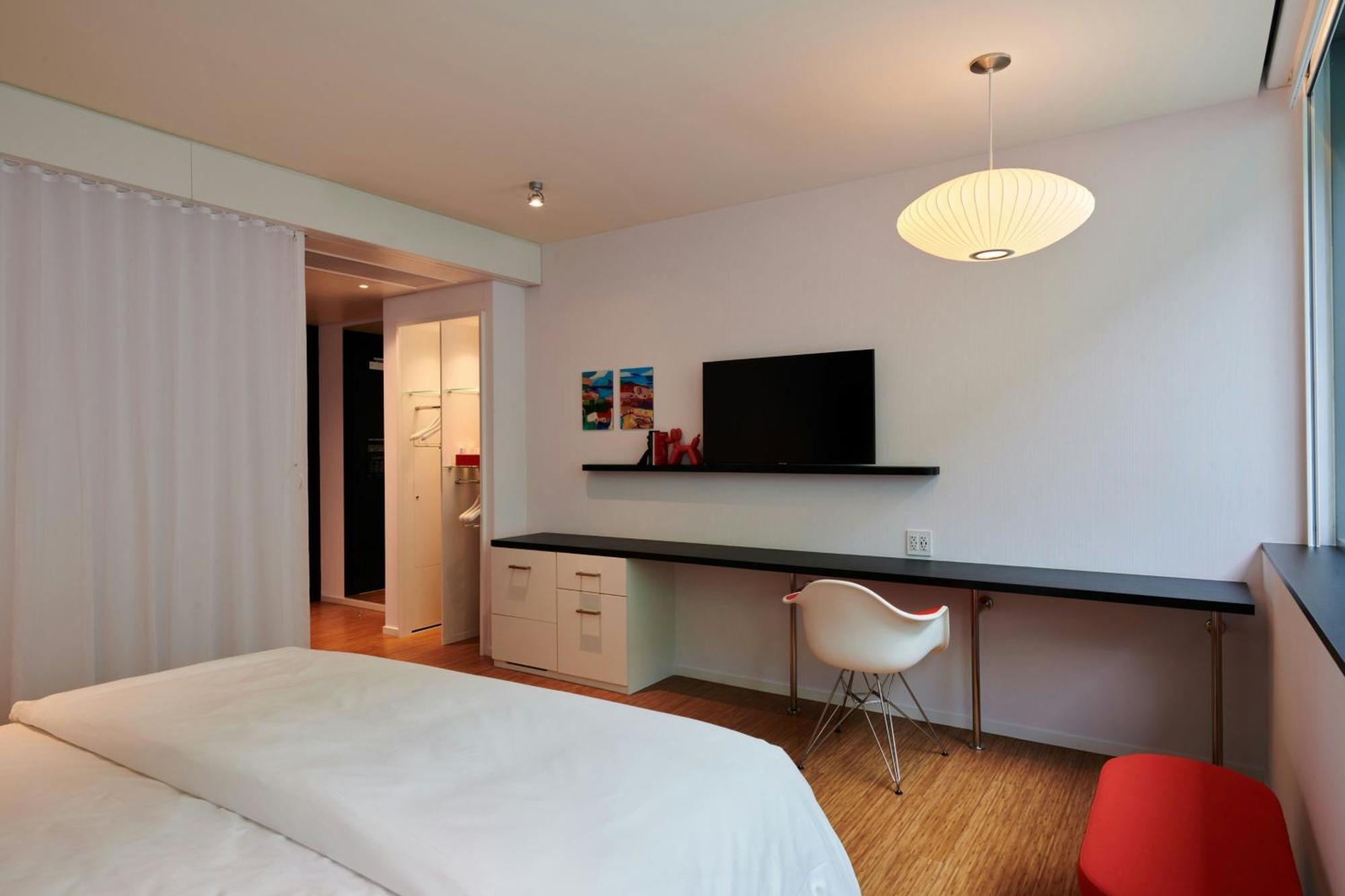 King Room Accessible