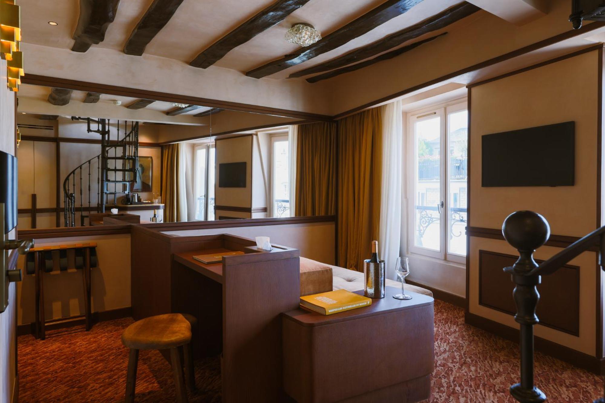 Duplex Suite