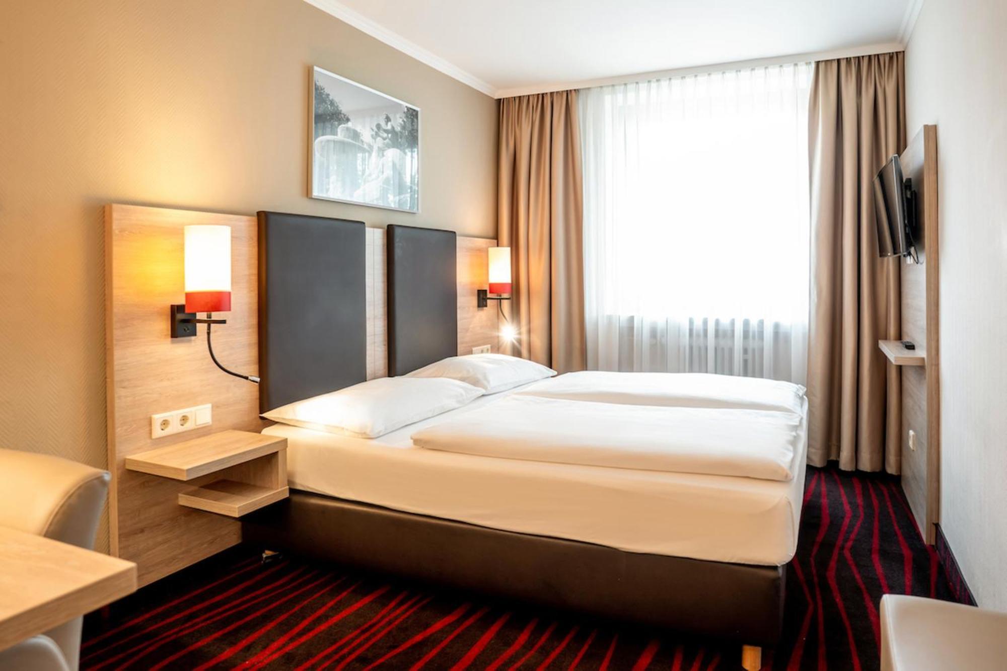 Double Room Cozy City (no air-condition)