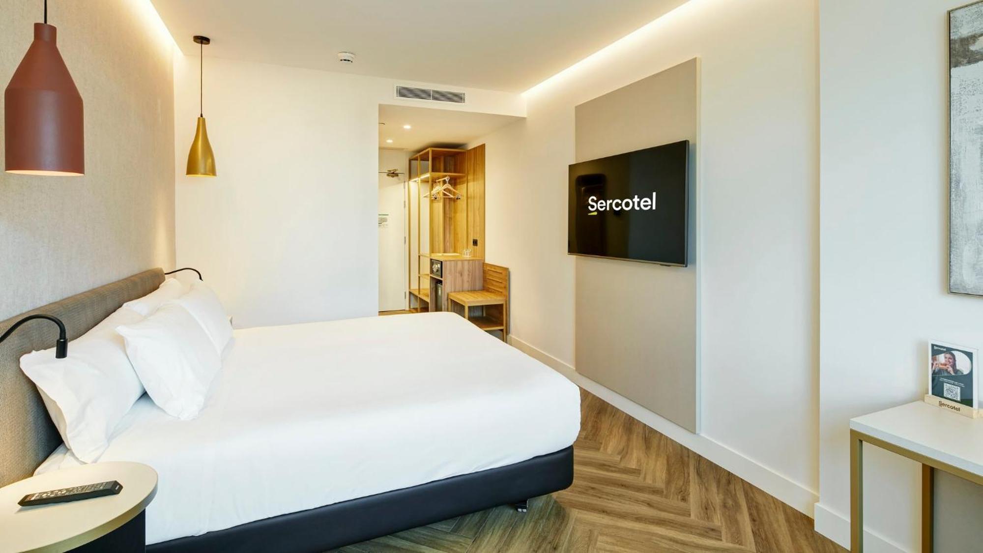 Double or Twin Room with Balcony