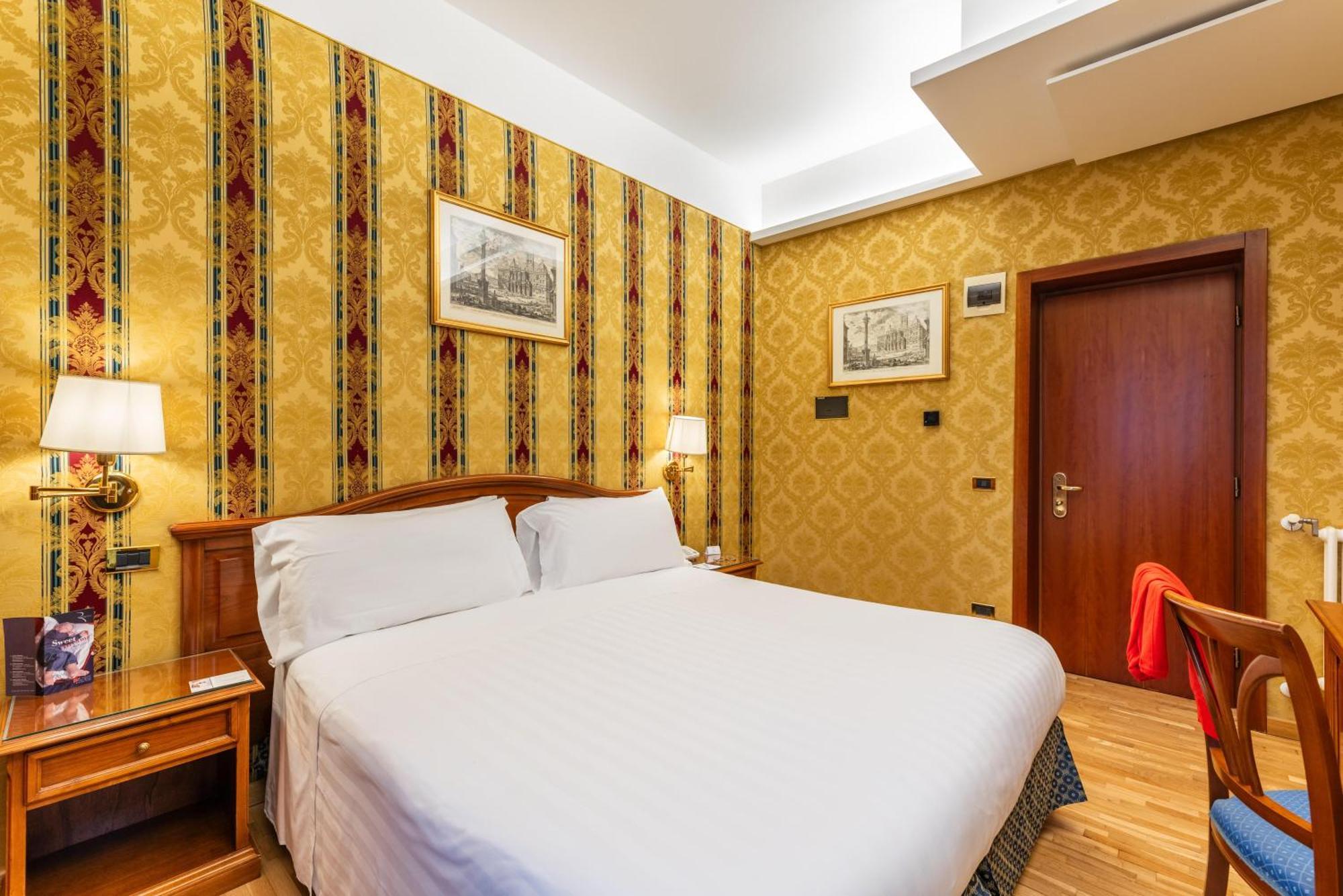 Standard King Room