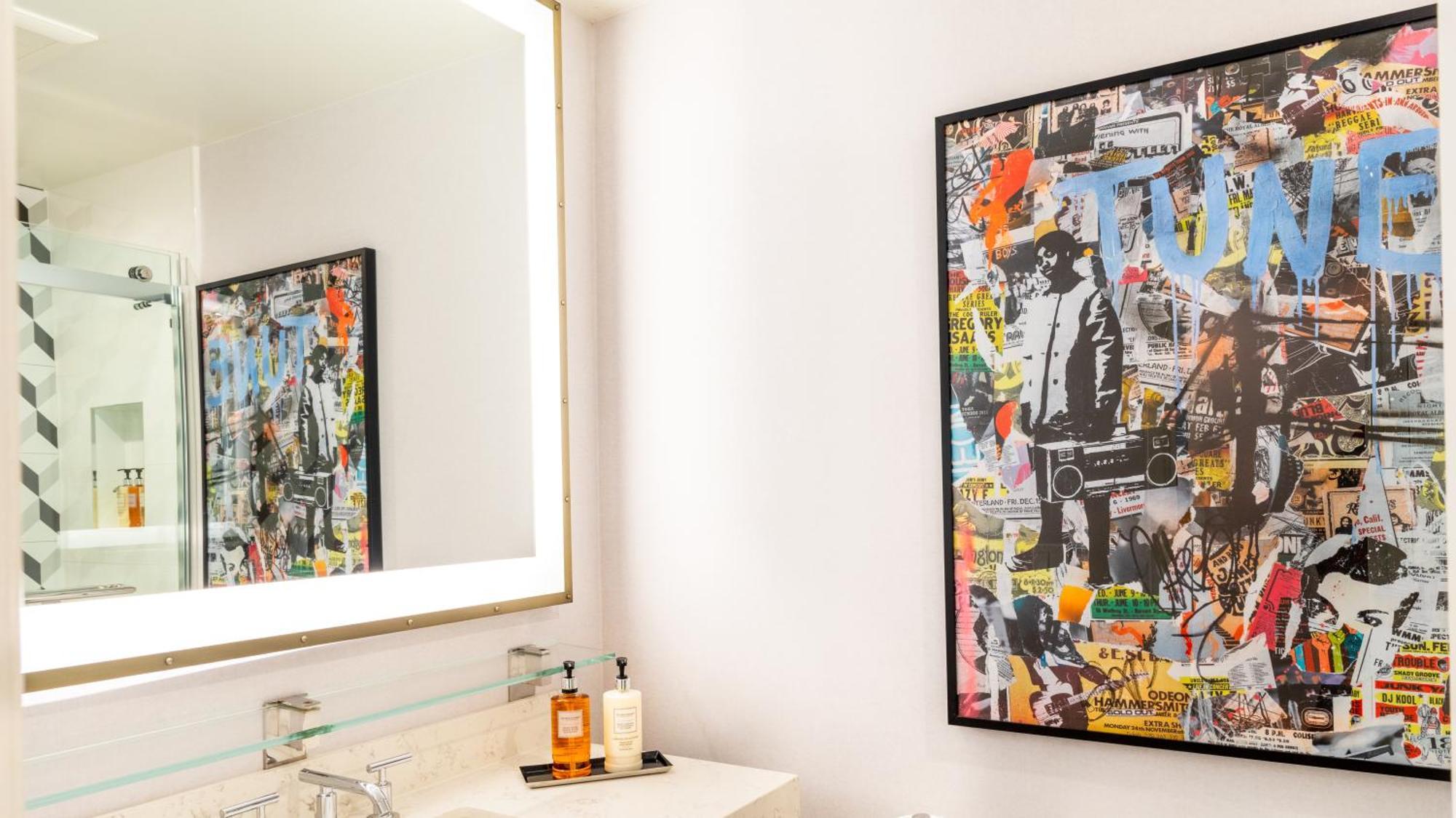 Deluxe King Suite