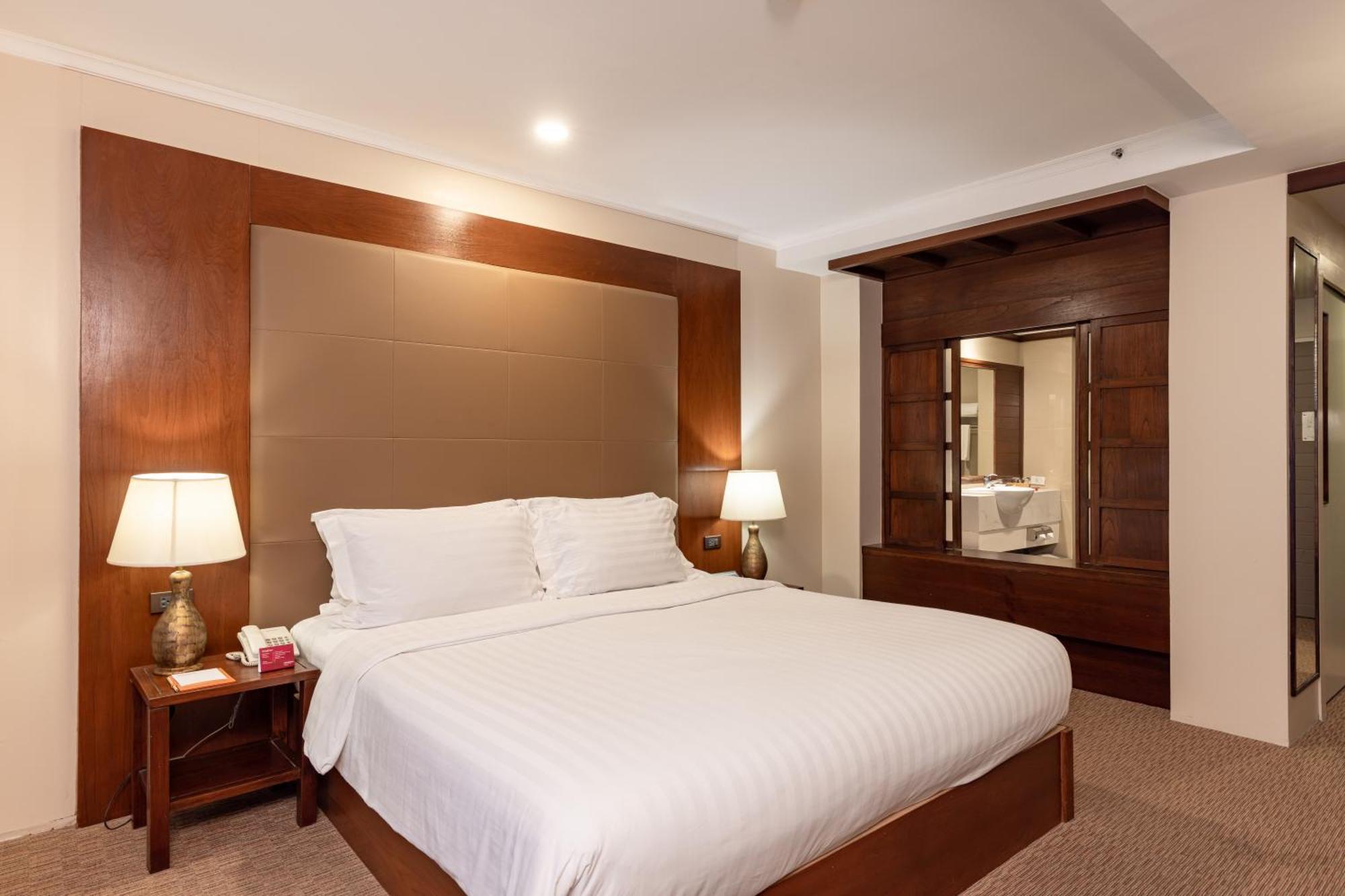 Superior King Room